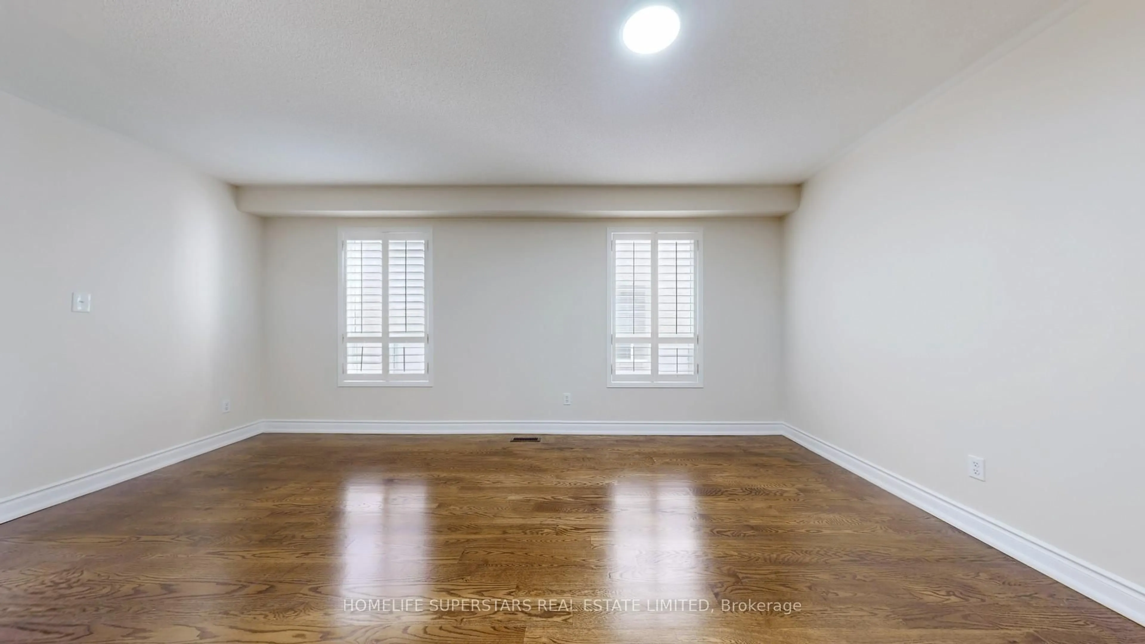 A pic of a room for 4783 Apple Blossom Circ, Mississauga Ontario L5V 3C7