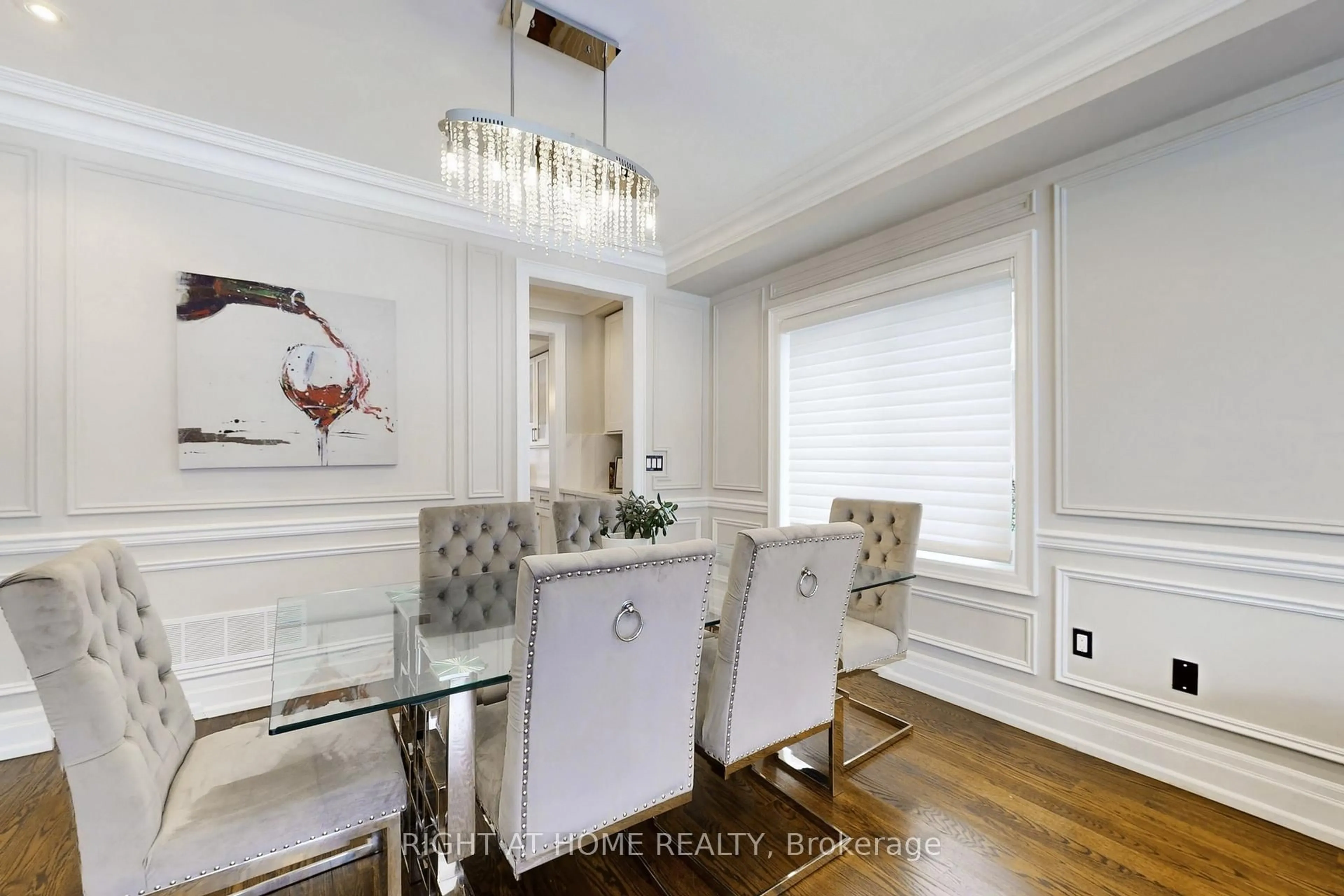 Dining room, wood/laminate floor for 129 Meadowbank Rd, Toronto Ontario M9B 5E2