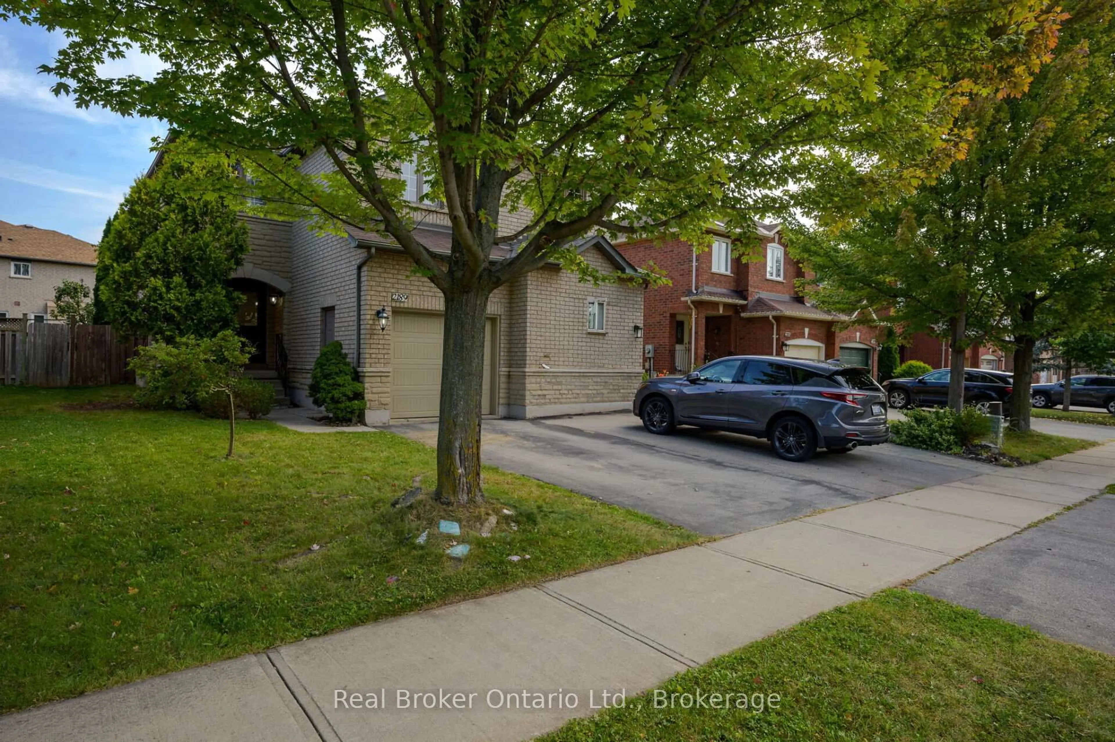 Unknown for 2189 Shorncliffe Blvd, Oakville Ontario L6M 3X2