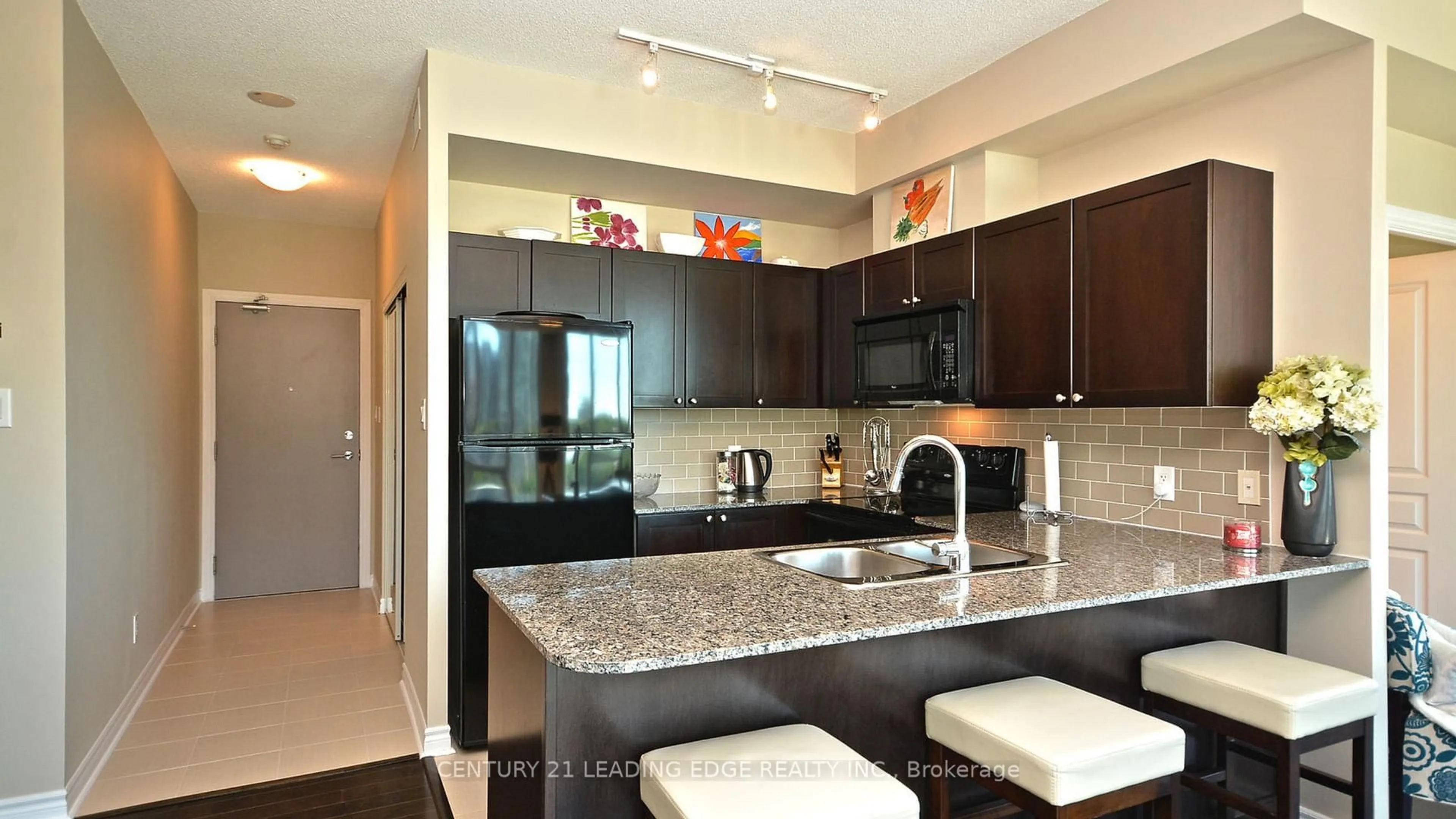 Contemporary kitchen, ceramic/tile floor for 3525 Kariya Dr #806, Mississauga Ontario L5B 0C2