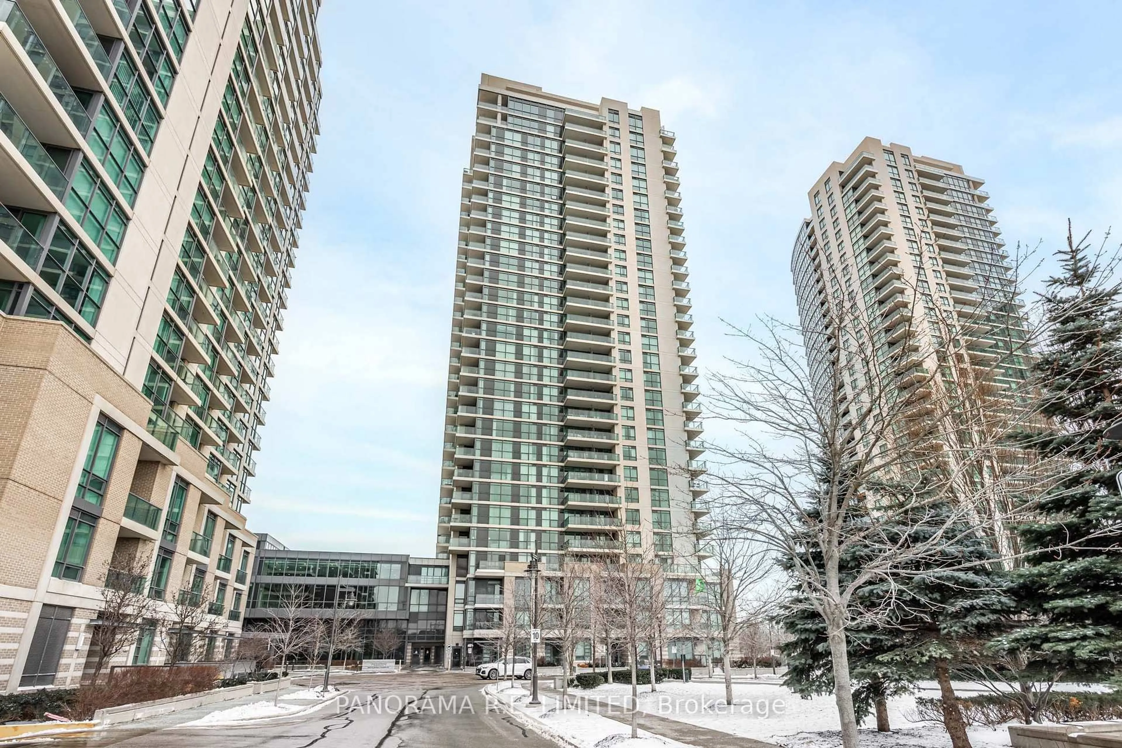 Patio, unknown for 215 Sherway Gardens Rd #1208, Toronto Ontario M9C 0A4