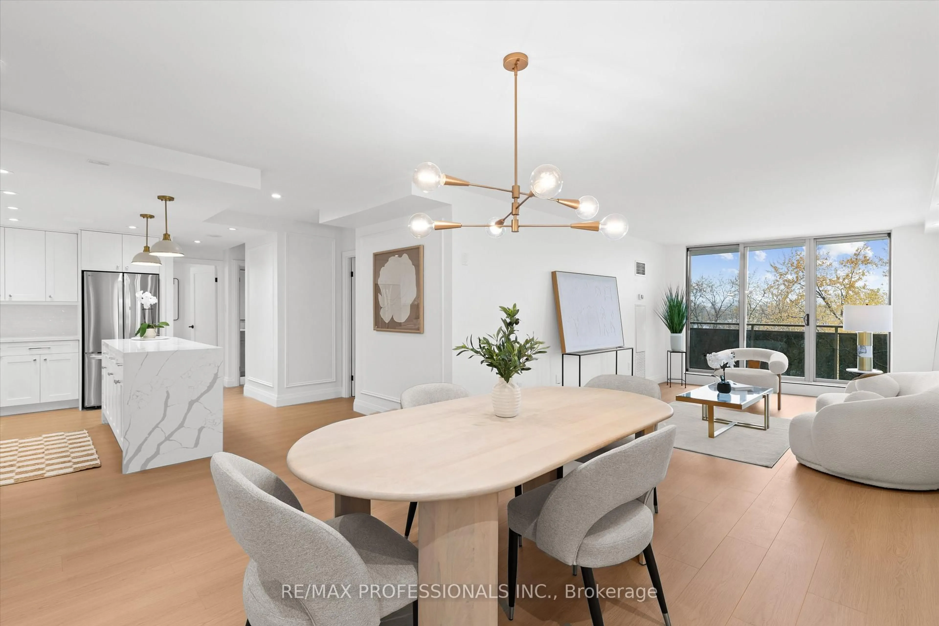 Unknown for 820 Burnhamthorpe Rd #508, Toronto Ontario M9C 4W2