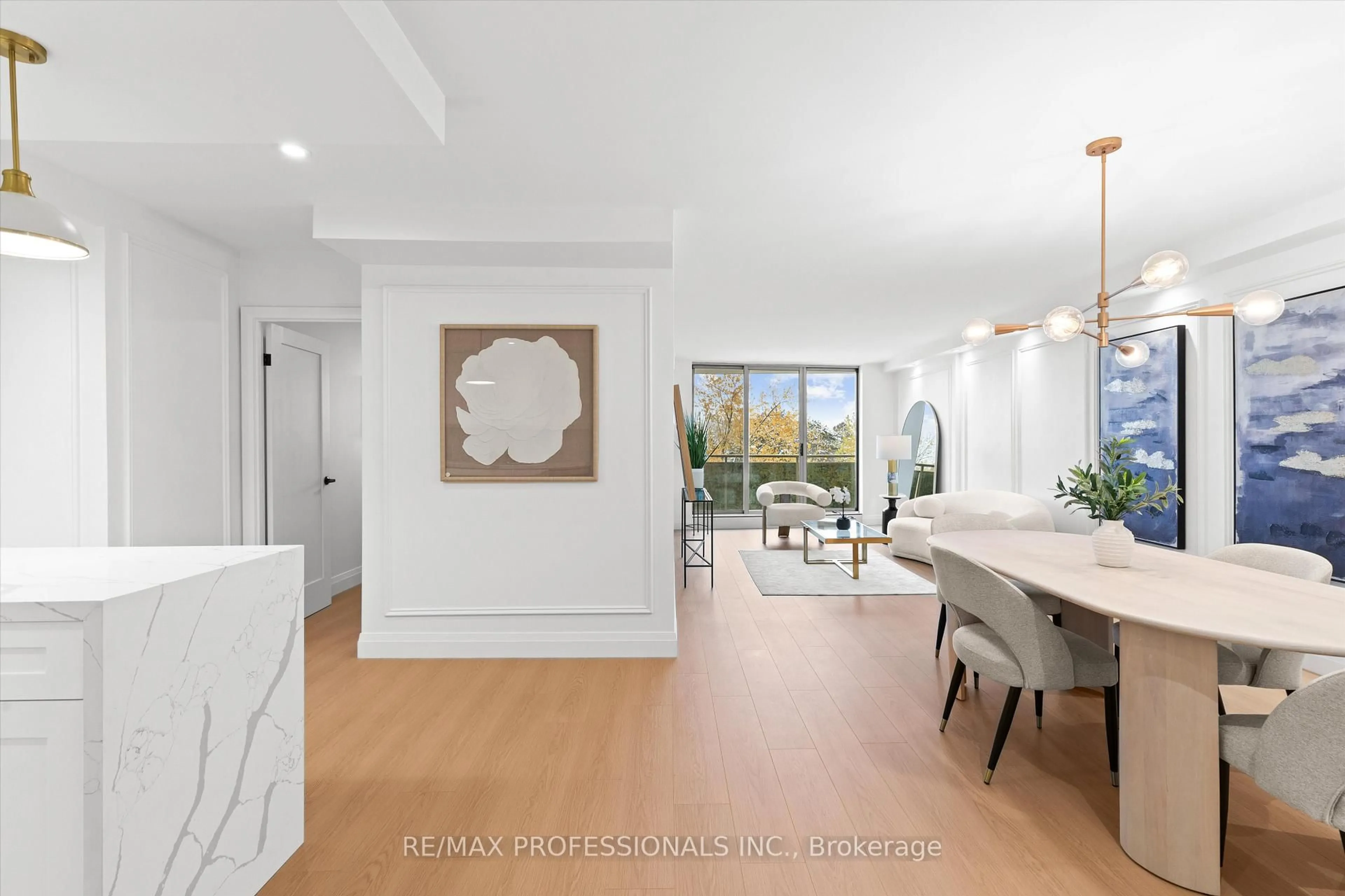 Unknown for 820 Burnhamthorpe Rd #508, Toronto Ontario M9C 4W2