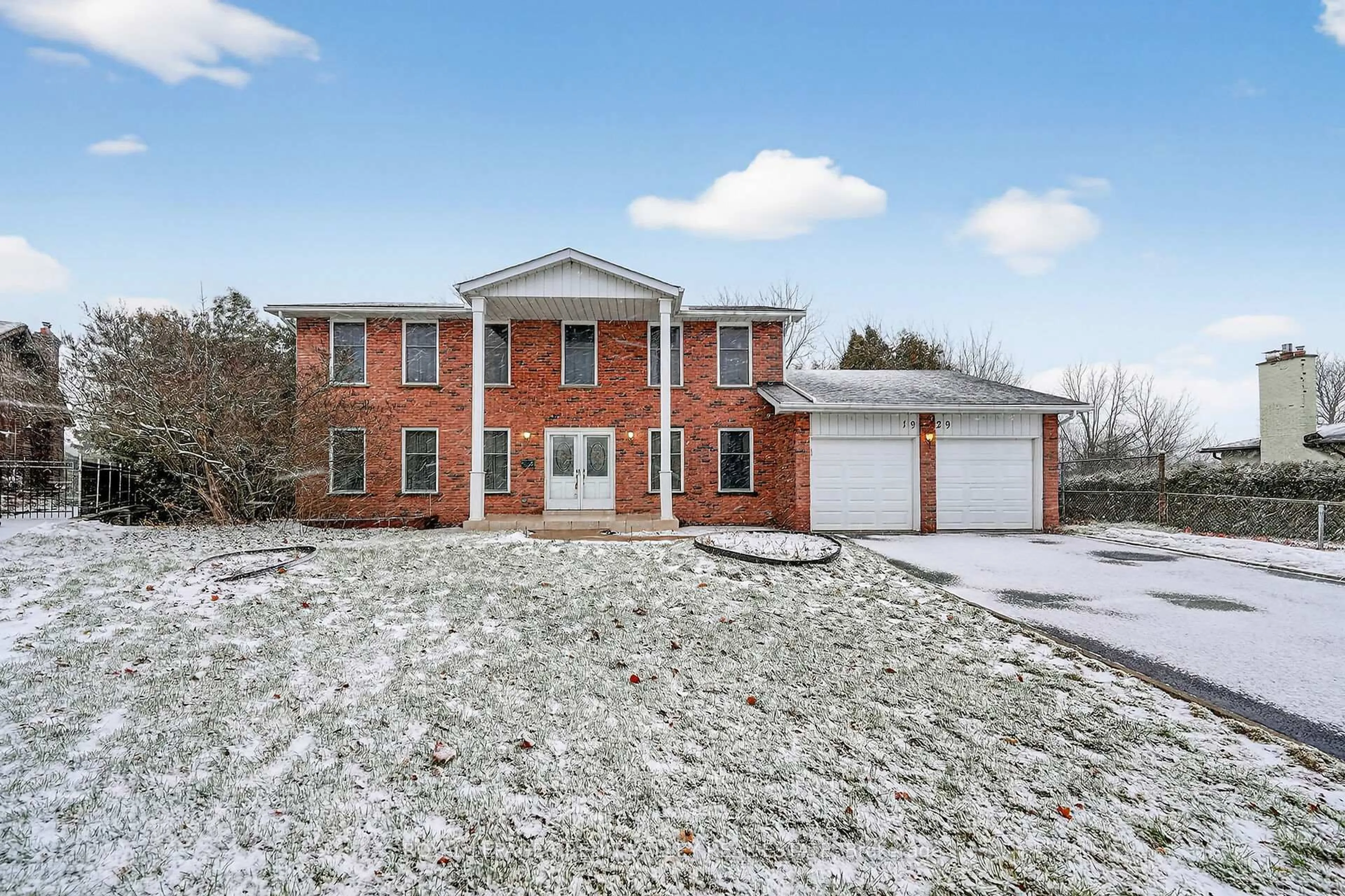 Home with brick exterior material, street for 1929 Fieldgate Dr, Burlington Ontario L7P 3H4