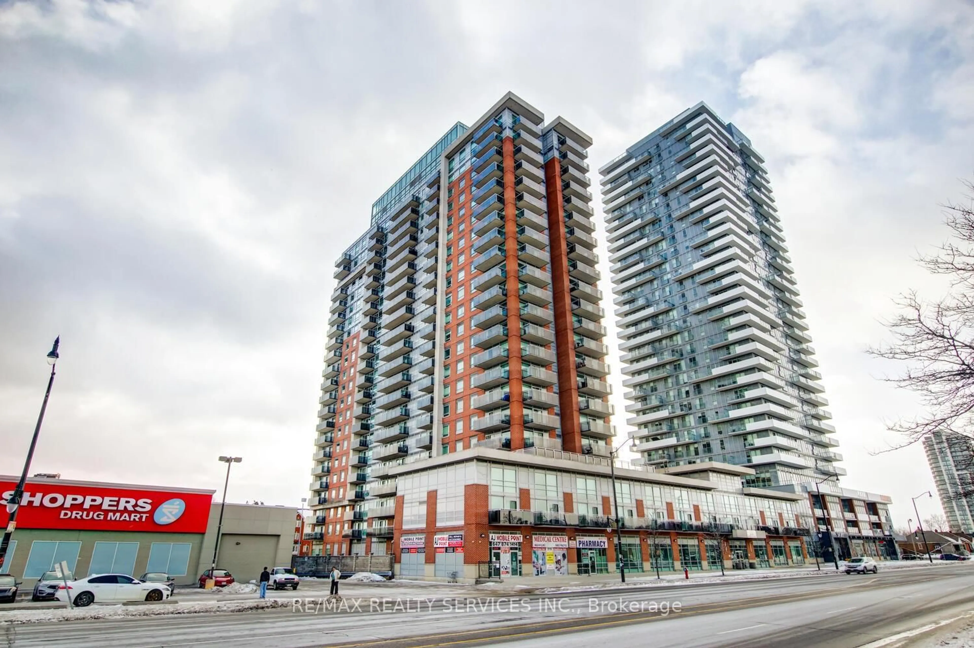 Unknown for 215 Queen St #1103, Brampton Ontario L6W 0A9