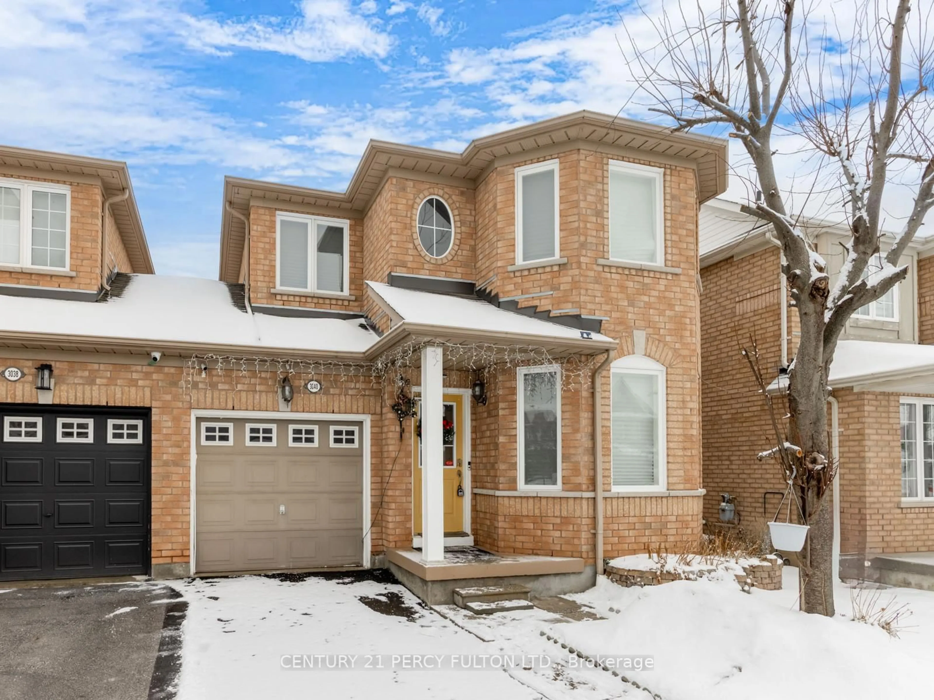 Home with brick exterior material, street for 3040 Bentley Dr, Mississauga Ontario L5M 6W2