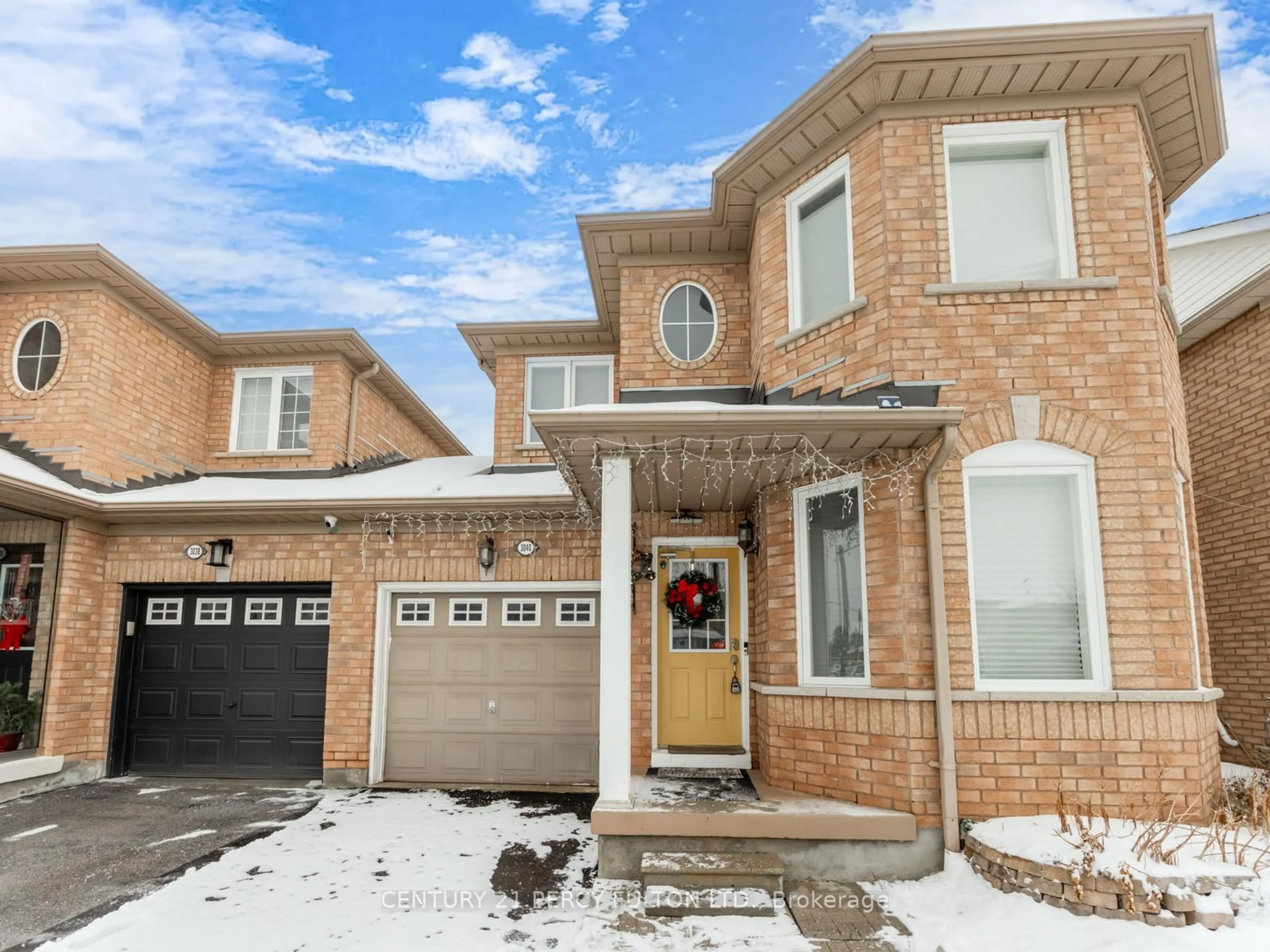 Home with brick exterior material, street for 3040 Bentley Dr, Mississauga Ontario L5M 6W2