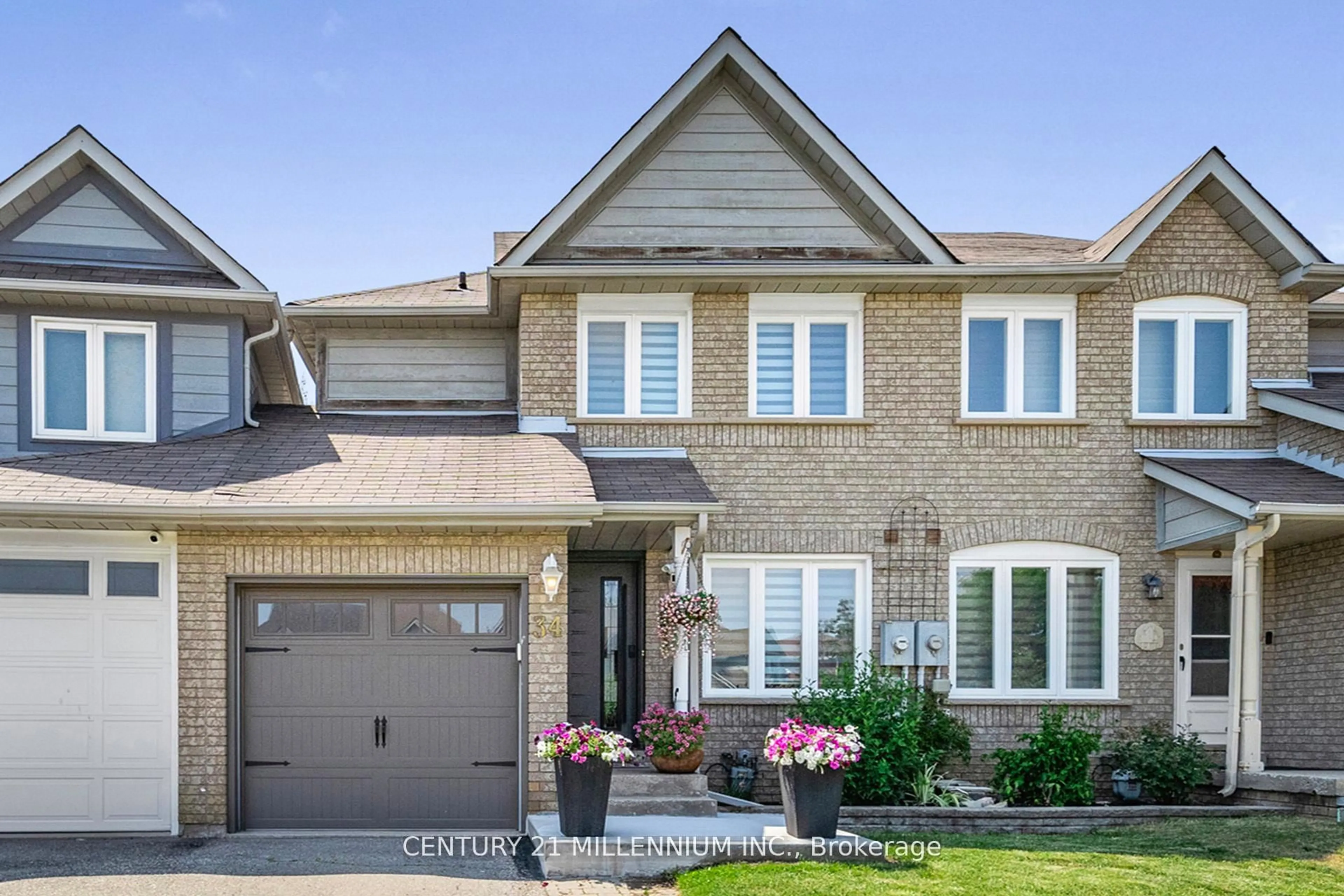 Home with brick exterior material, street for 34 Gardenia Way, Caledon Ontario L7C 1B2