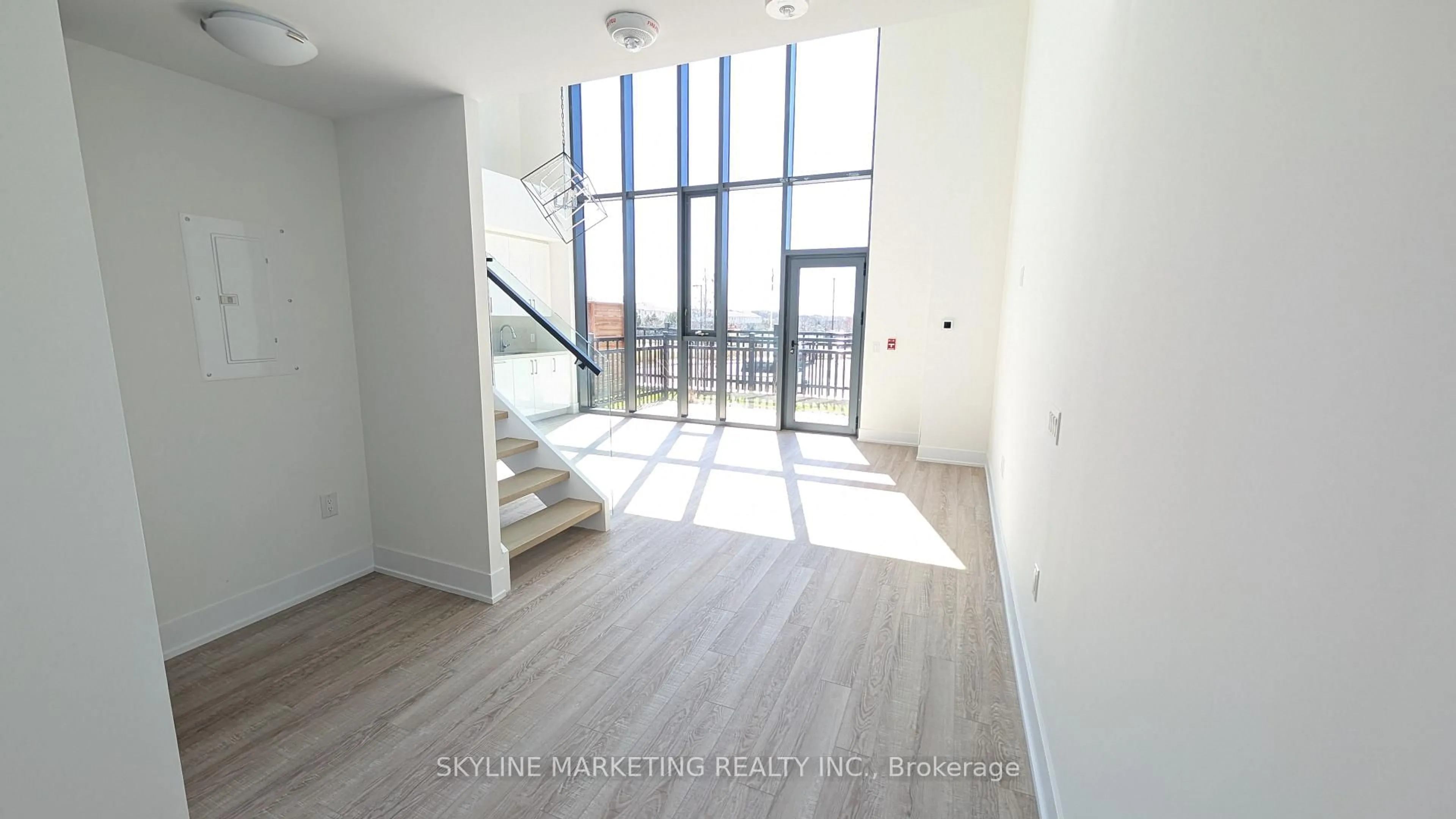 Unknown for 2450 Old Bronte Rd #102, Oakville Ontario L6M 5P6