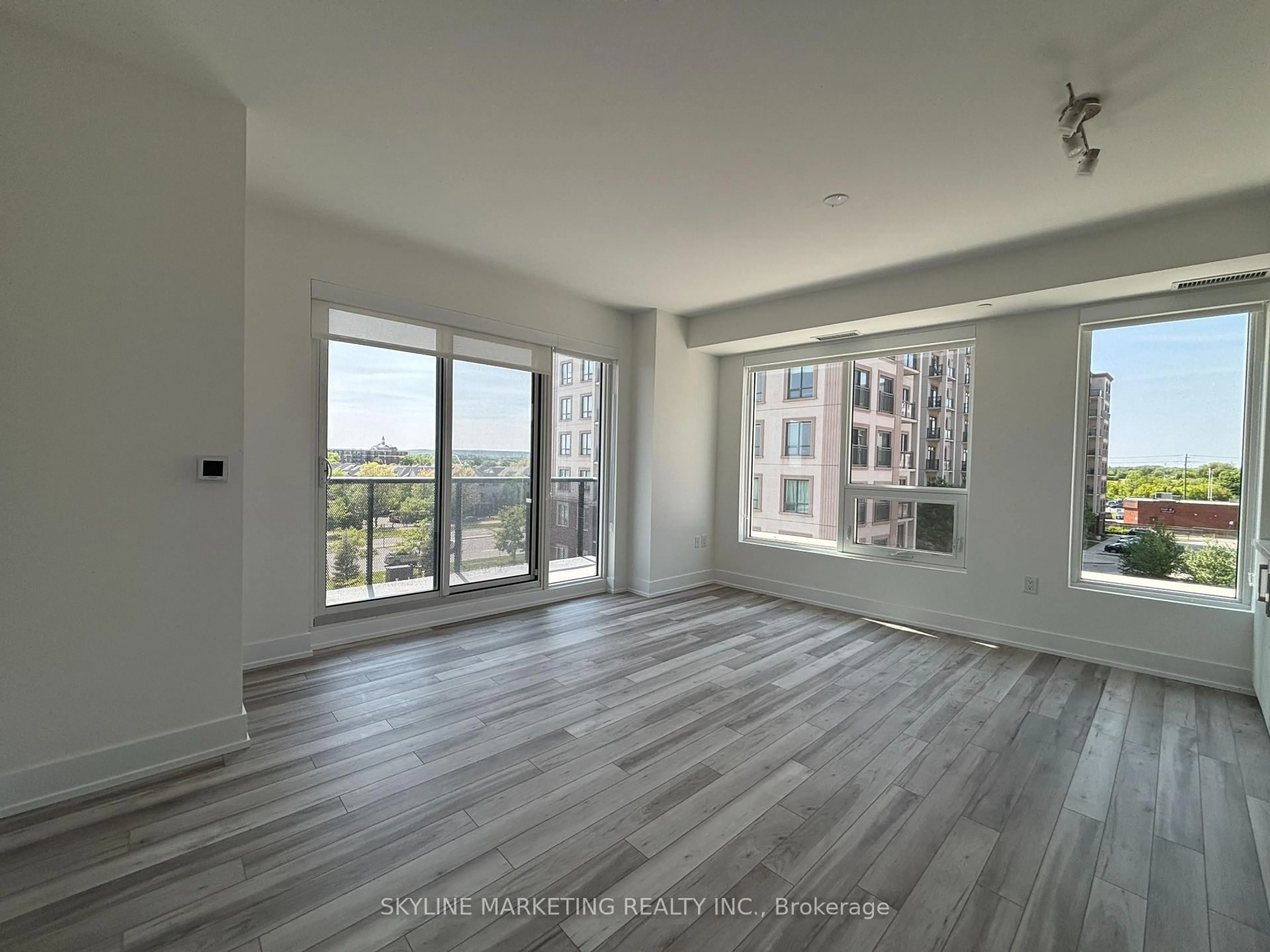 A pic of a room for 2450 Old Bronte Rd #345, Oakville Ontario L6M 5P6