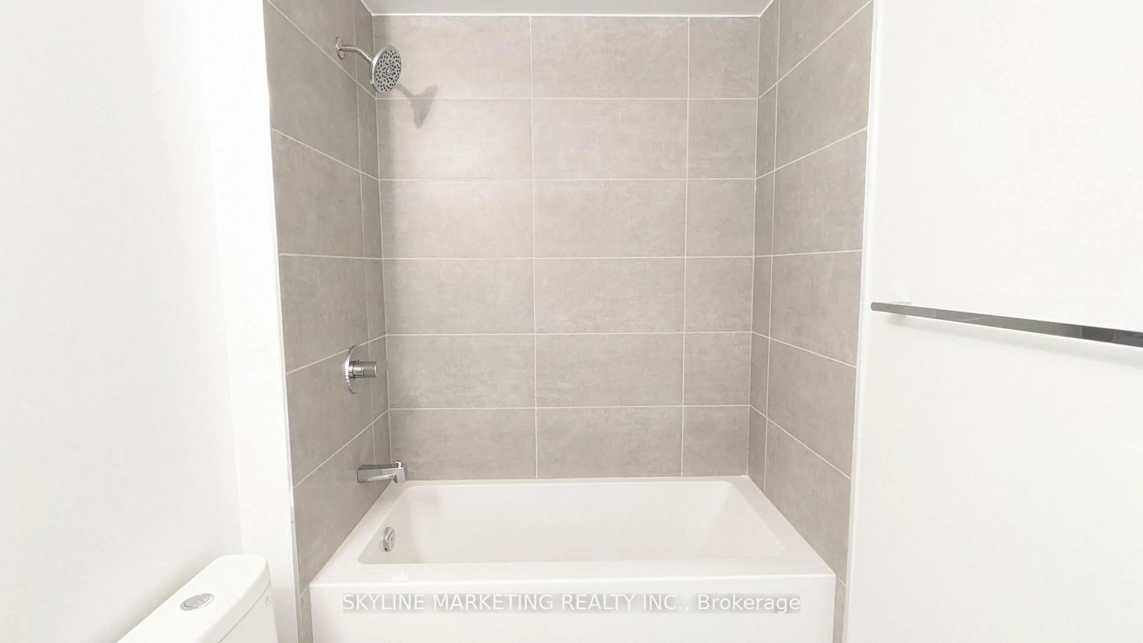 Standard bathroom, ceramic/tile floor for 2450 Old Bronte Rd #504, Oakville Ontario L6M 5P6