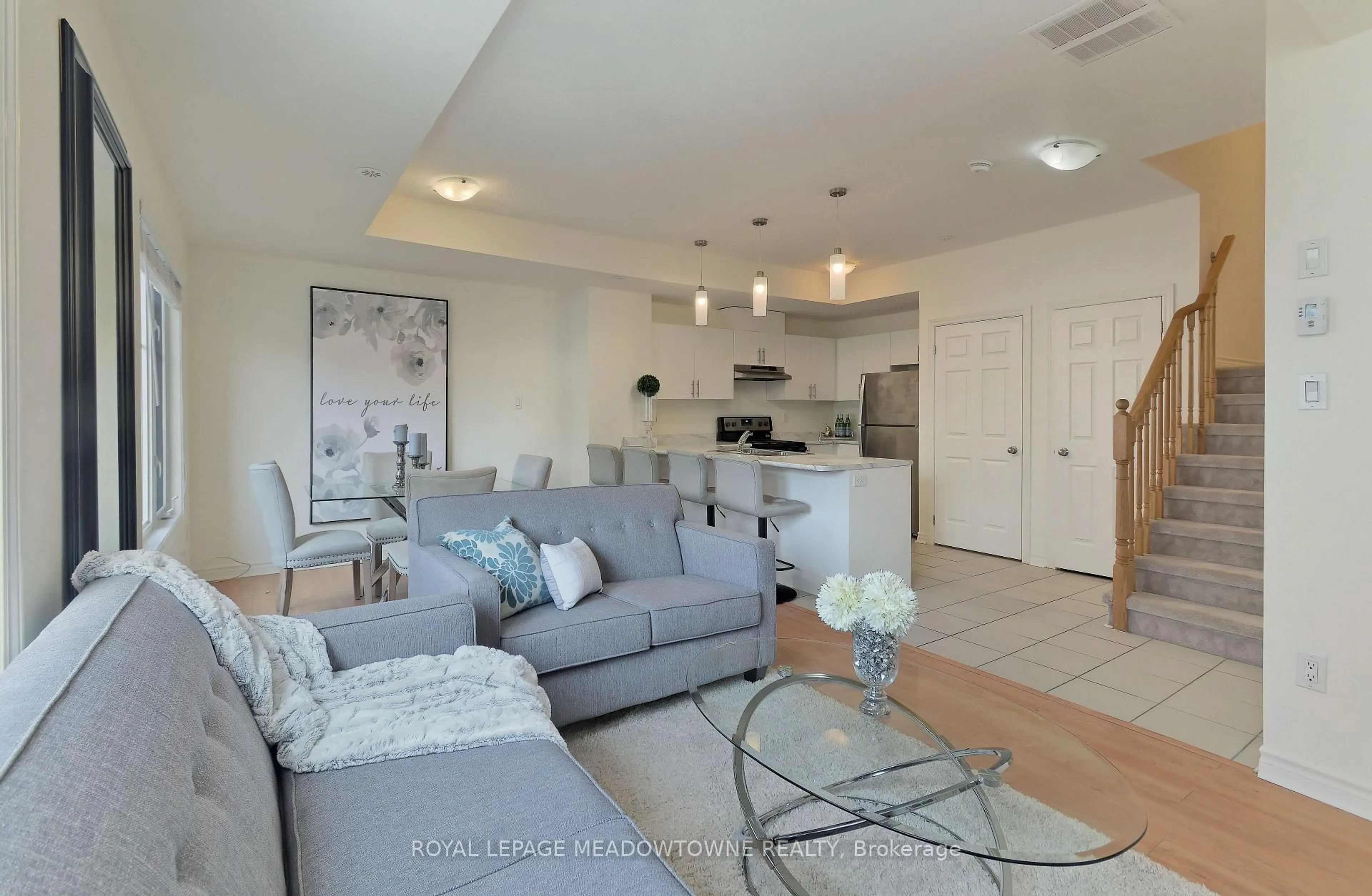 Living room with furniture, unknown for 2420 Baronwood Dr #1704, Oakville Ontario L6M 0J7