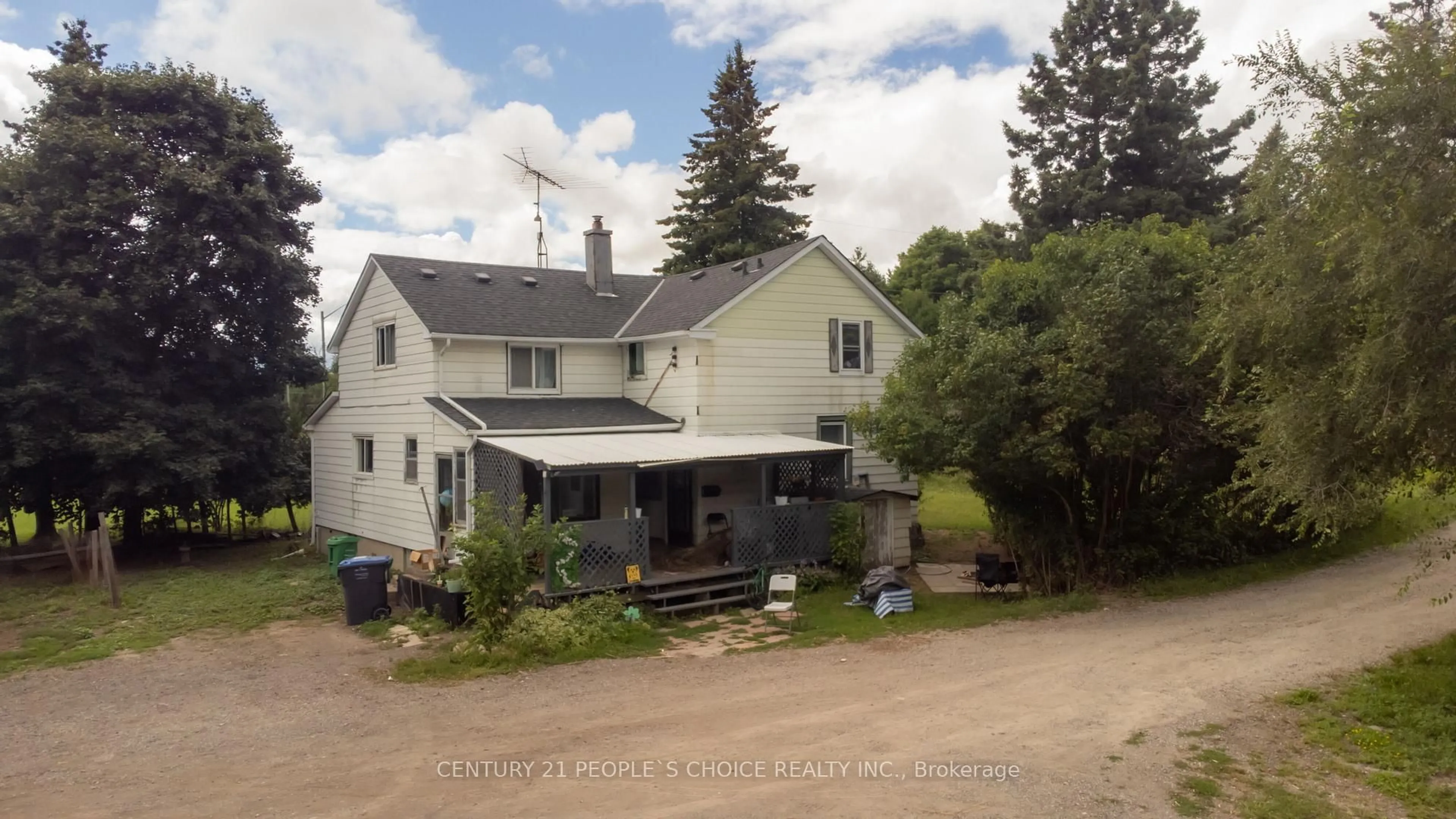 A pic from outside/outdoor area/front of a property/back of a property/a pic from drone, unknown for 4037 Charleston Sdrd, Caledon Ontario L7K 0P1