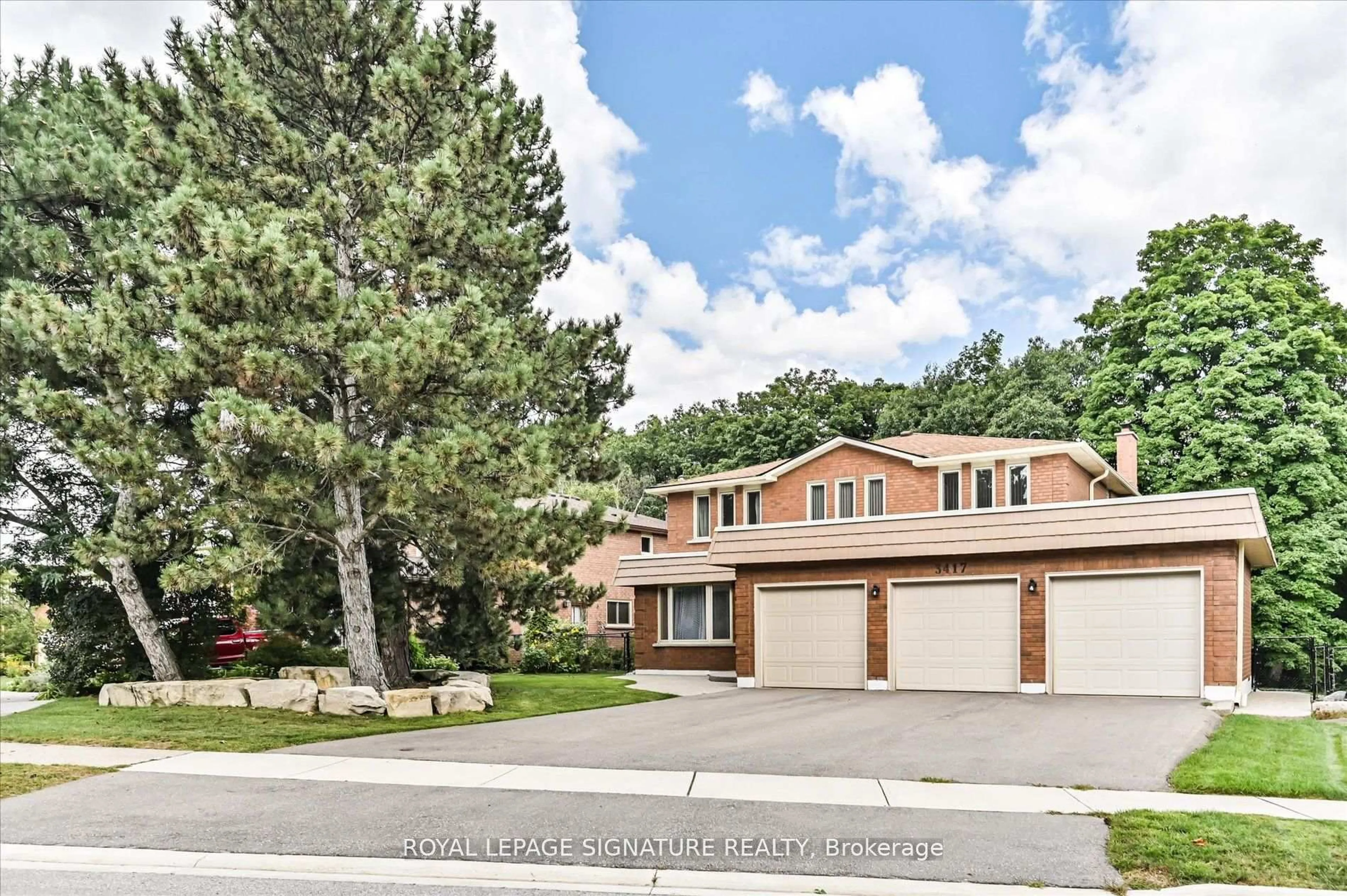 Home with brick exterior material, street for 3417 Sanderling Cres, Mississauga Ontario L5L 3P4