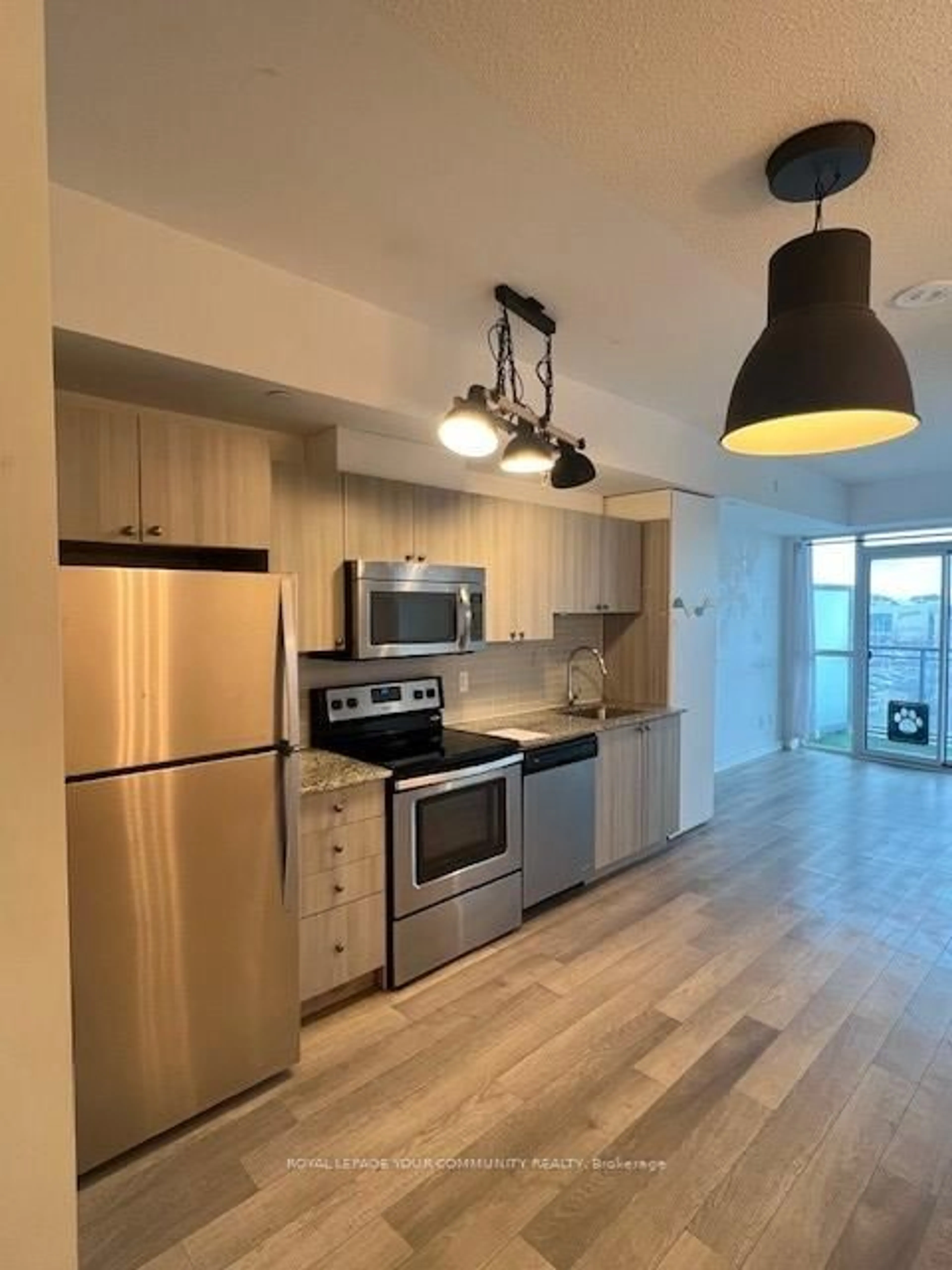 Standard kitchen, unknown for 16 Mcadam Ave #401, Toronto Ontario M6A 0B9