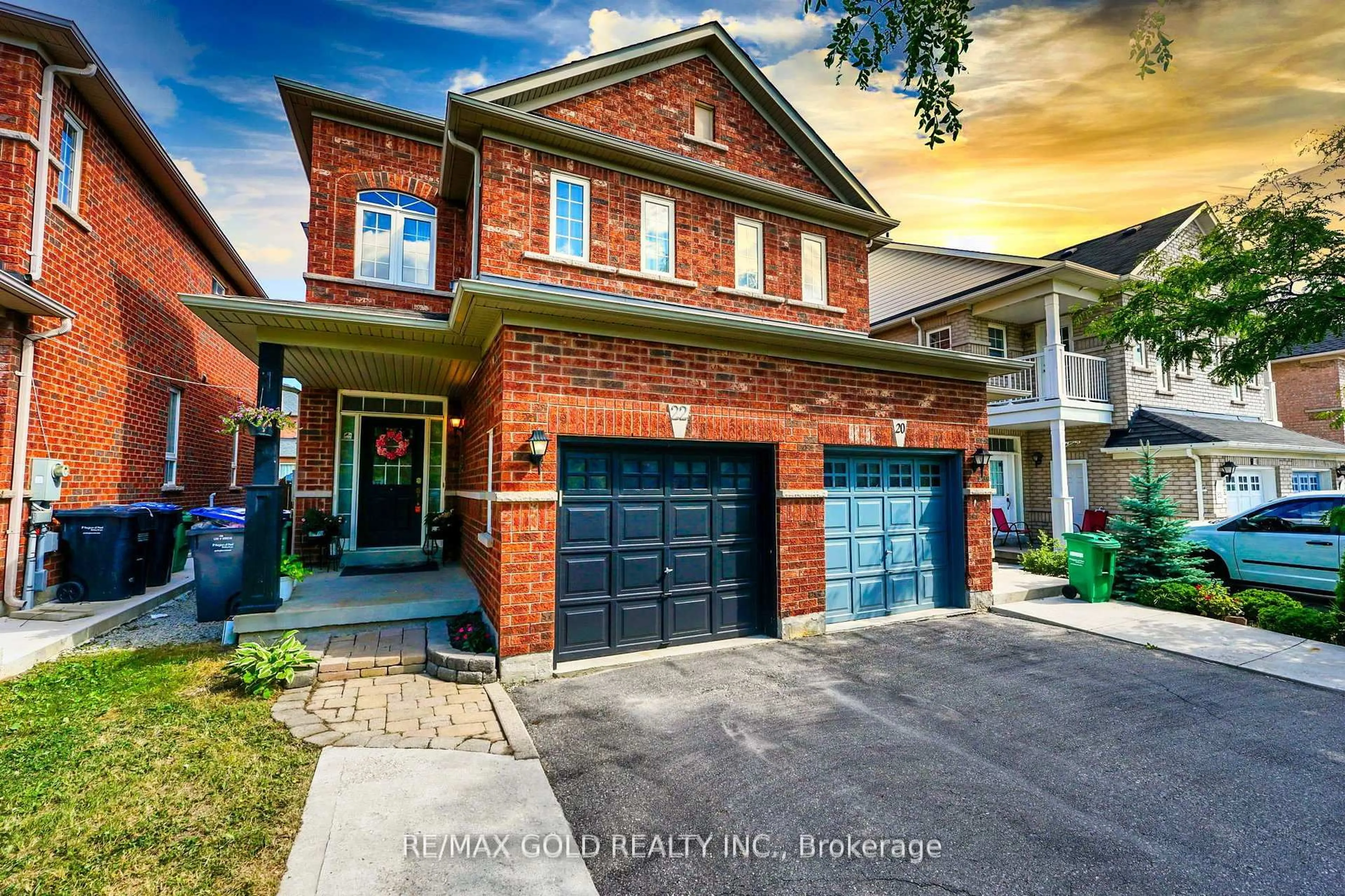 Home with brick exterior material, street for 22 Nathaniel Cres, Brampton Ontario L6Y 5M5