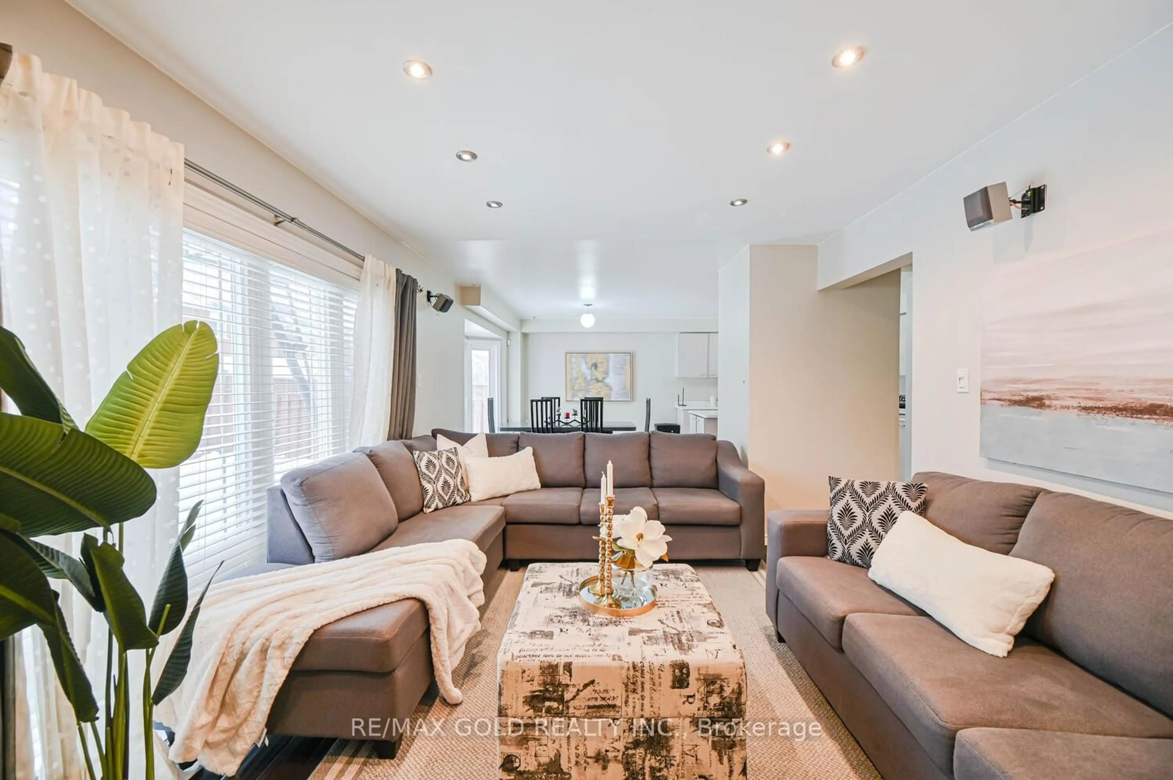 Living room with furniture, unknown for 30 Foxtail Rd, Brampton Ontario L6R 1E2