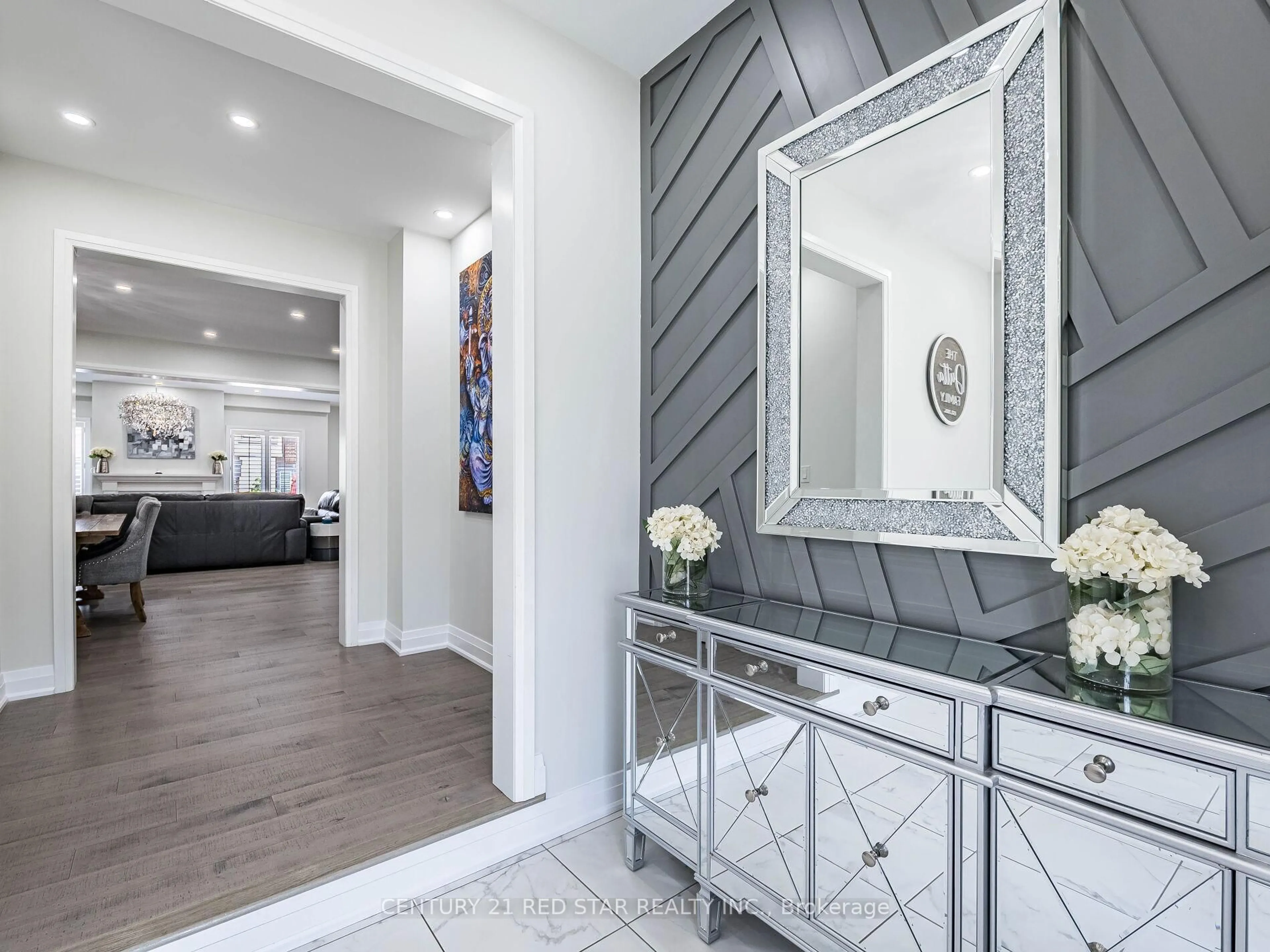 Contemporary bathroom, ceramic/tile floor for 22 Rolling Rock Way, Brampton Ontario L6Y 6H3