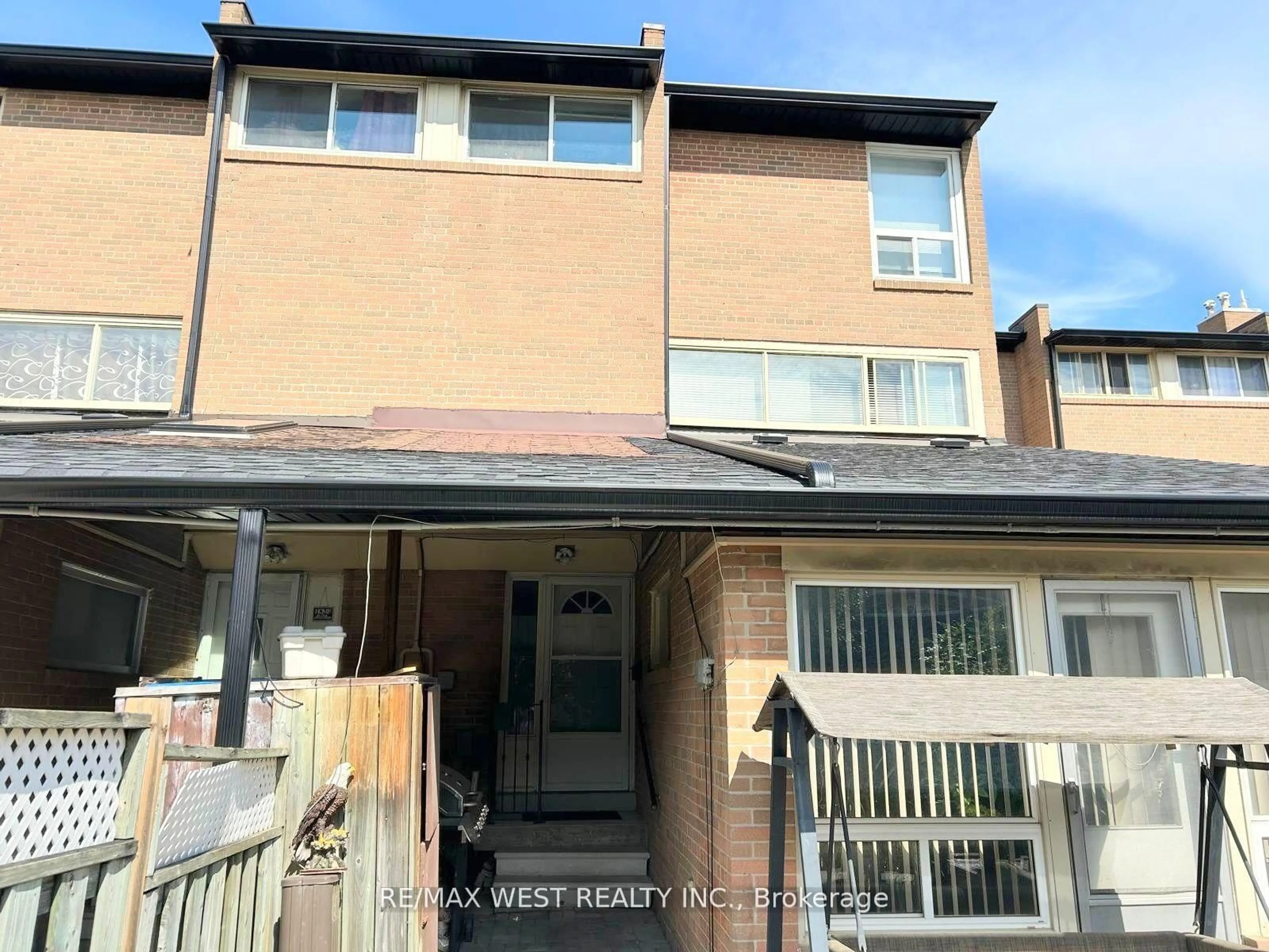 A pic from outside/outdoor area/front of a property/back of a property/a pic from drone, street for 260 John Garland Blvd #234, Toronto Ontario M9V 1N8