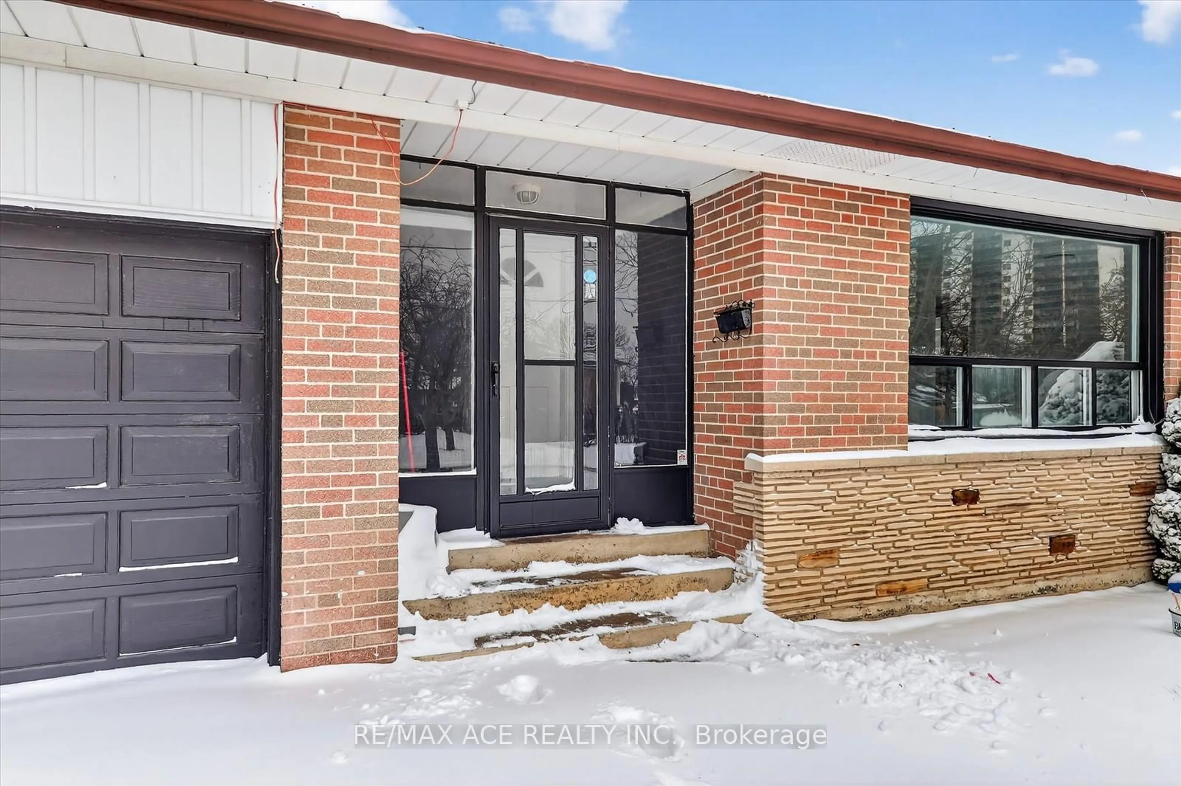 Home with brick exterior material, street for 5 Forge Dr, Toronto Ontario M3N 2R2