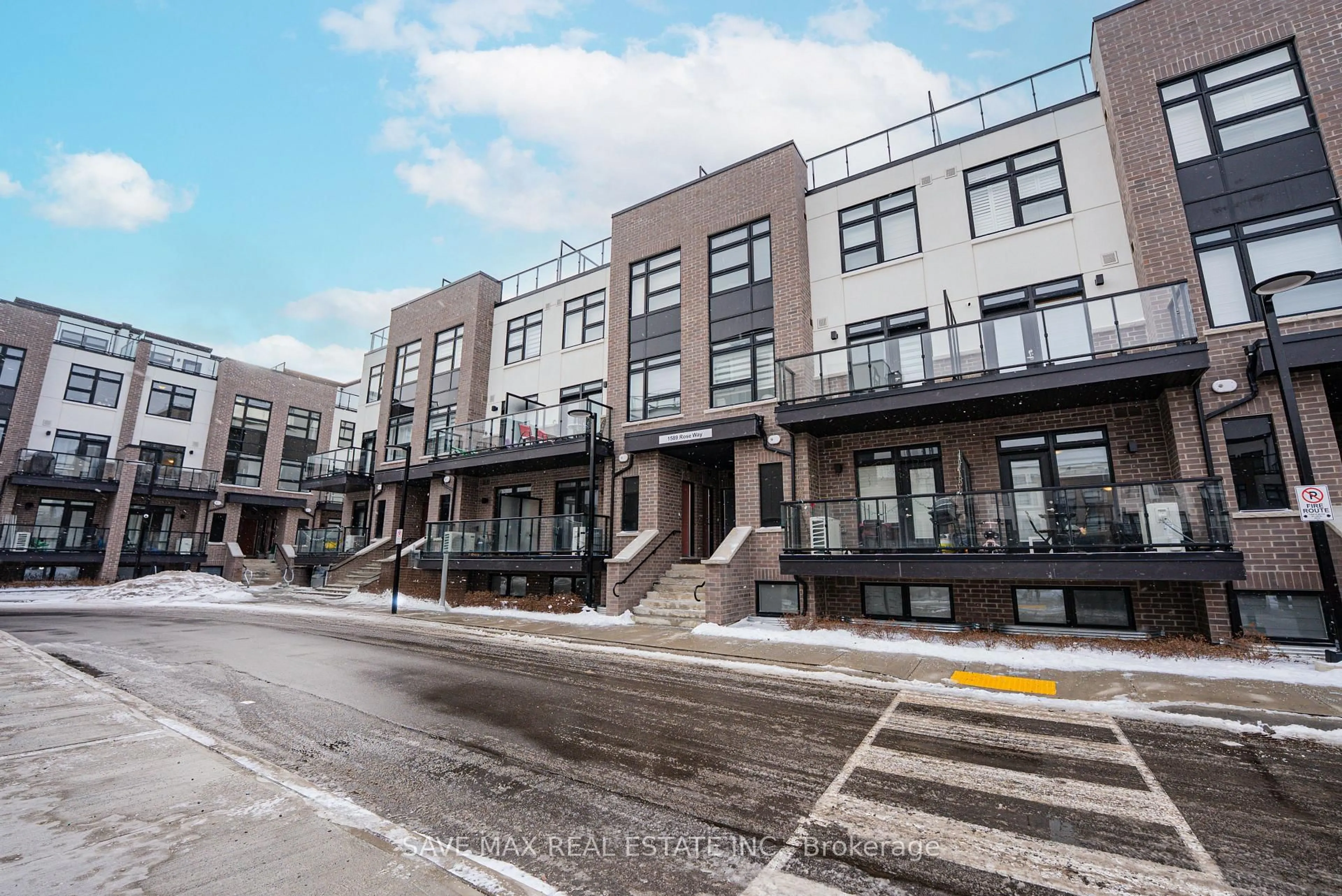 Unknown for 1589 Rose Way #105, Milton Ontario L9E 0J2