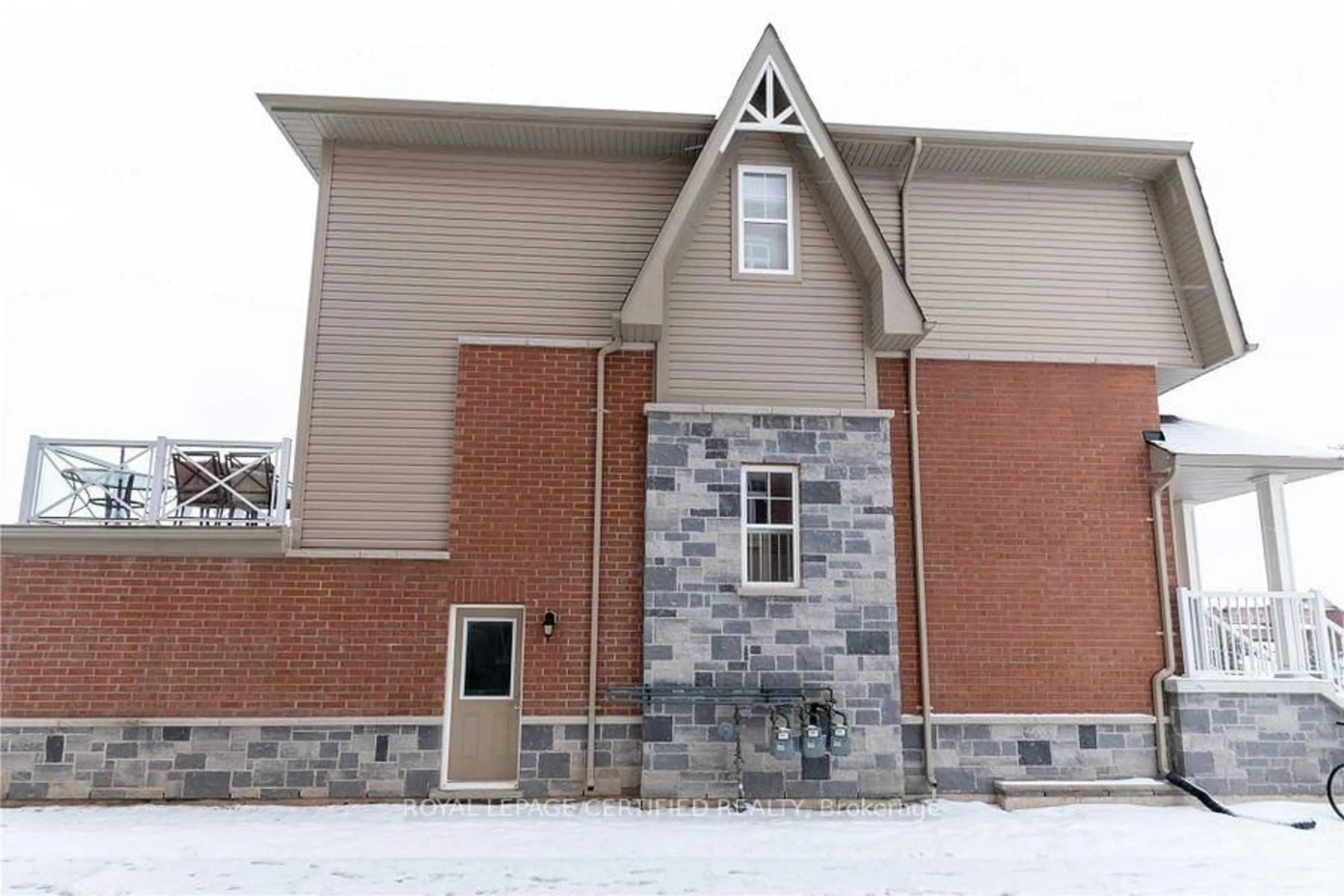 Home with brick exterior material, building for 1380 Costigan Rd #133, Milton Ontario L9T 8L2