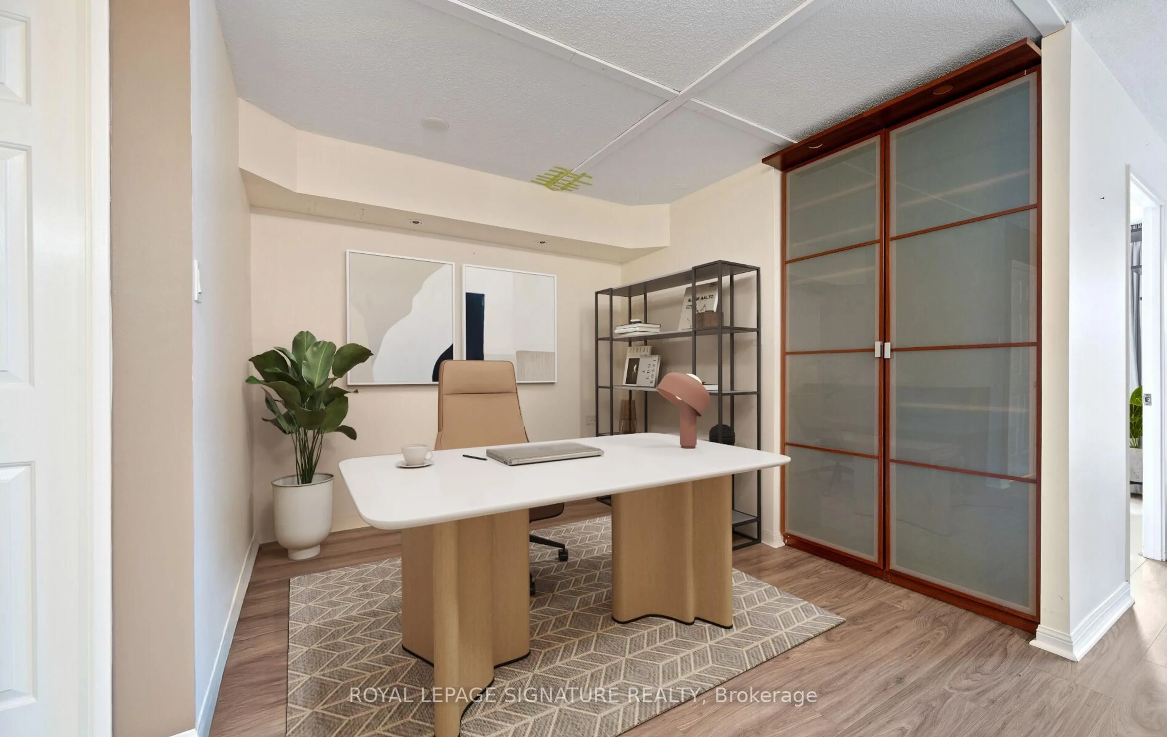 A pic of a room for 101 Subway Cres #102, Toronto Ontario M9B 6K4