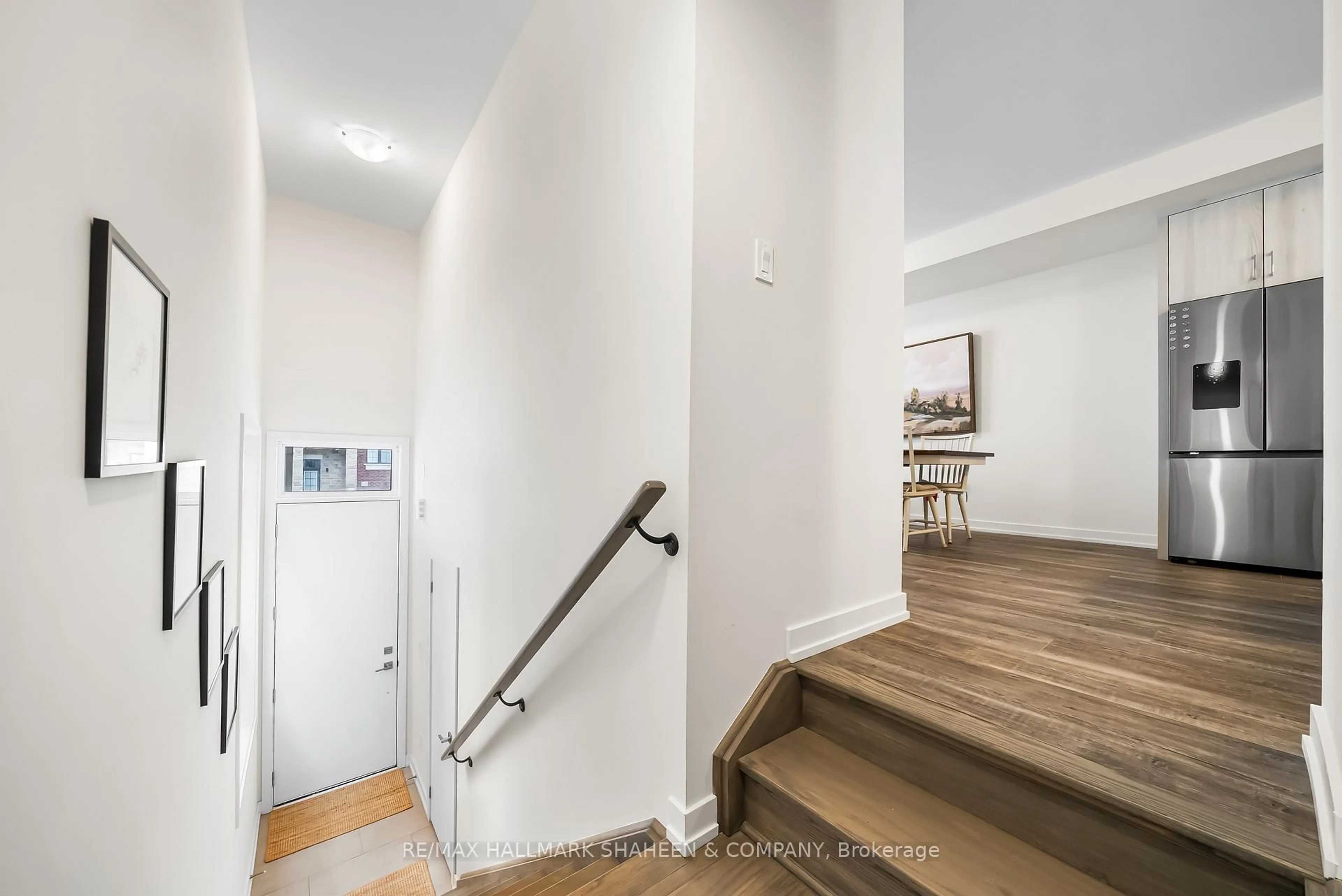 Unknown for 1330 Kaniv St, Oakville Ontario L6M 5R3