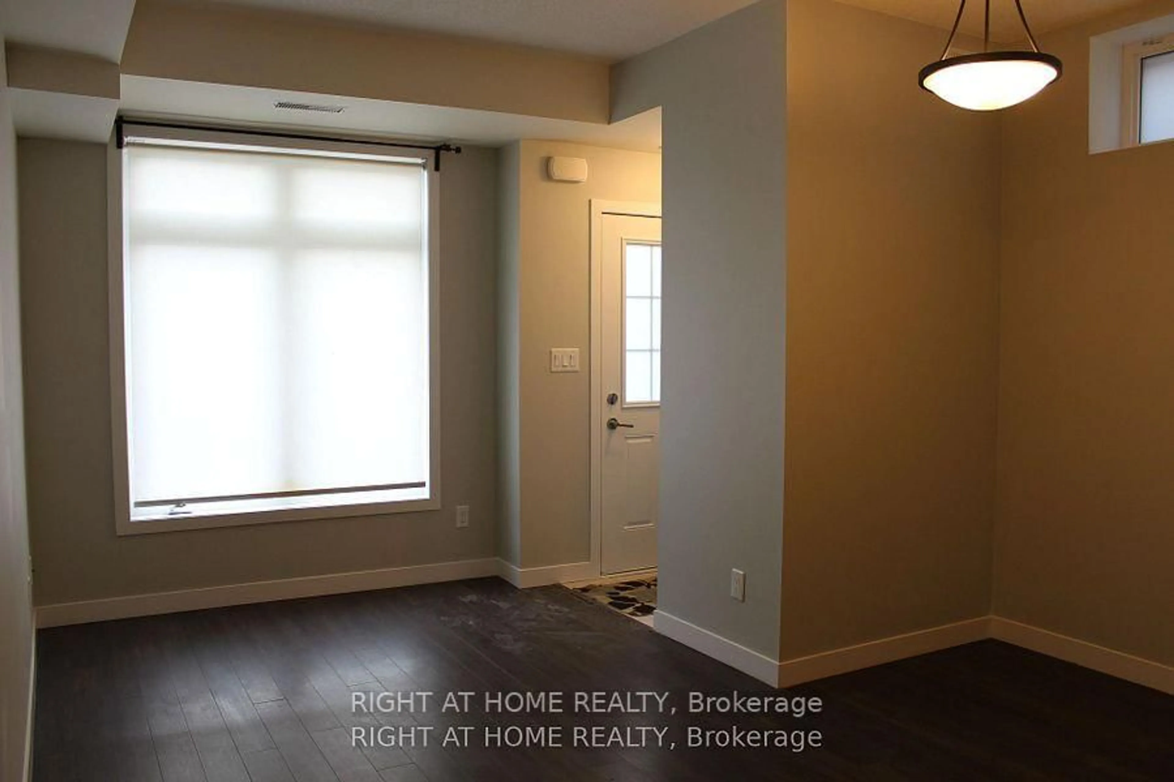A pic of a room for 6 Bicknell Ave #17, Toronto Ontario M6M 4G3