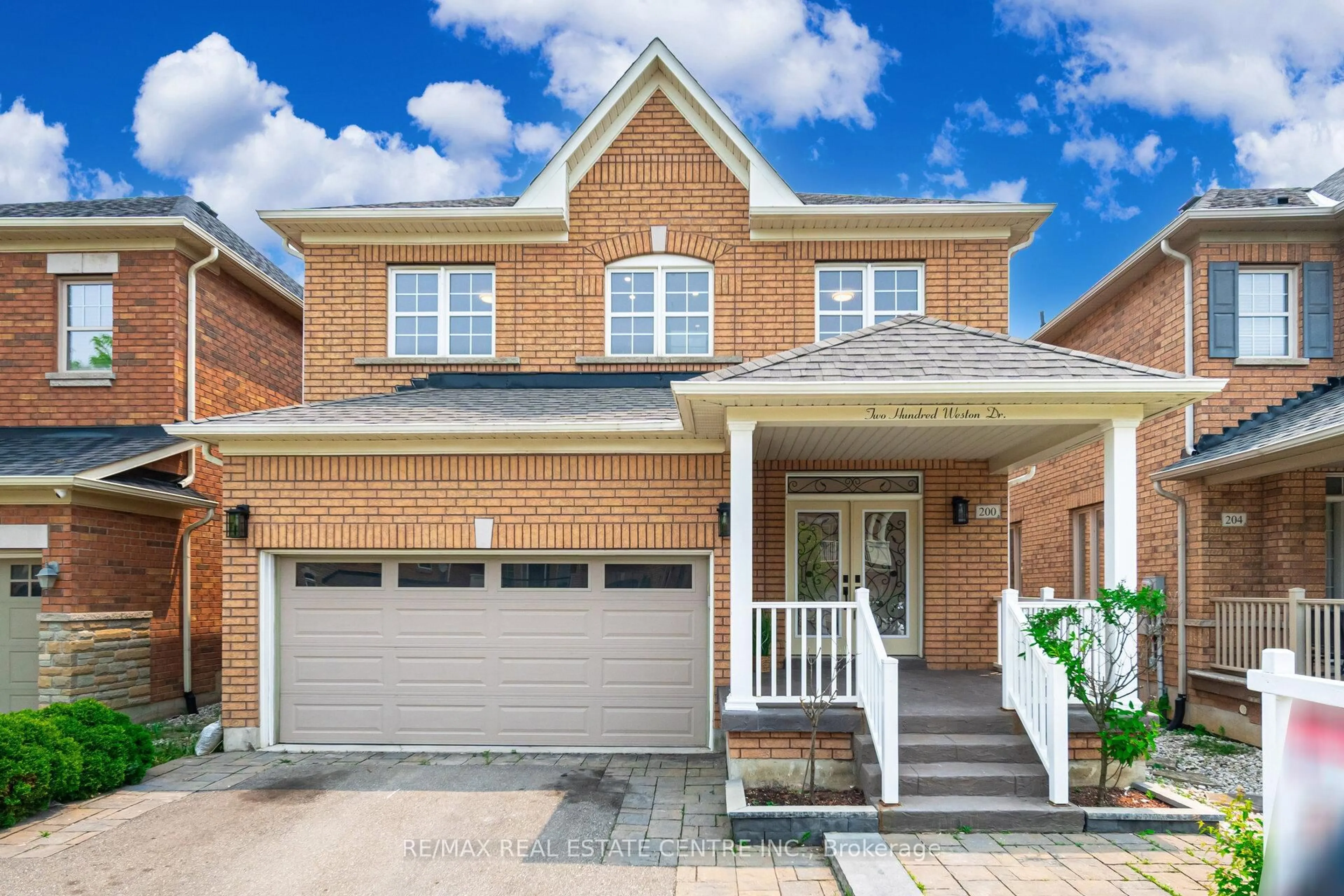 Home with brick exterior material, street for 200 Weston Dr, Milton Ontario L9T 0V1
