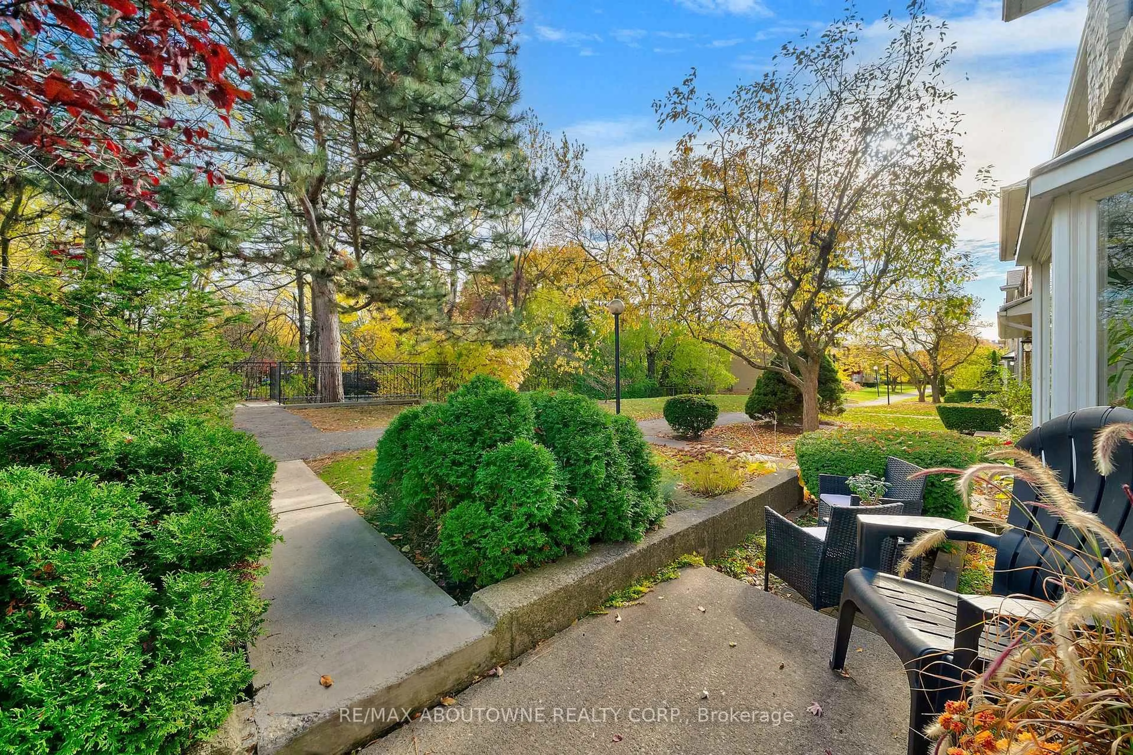 Patio, forest/trees view for 5475 Lakeshore Rd #29, Burlington Ontario L7L 1E1