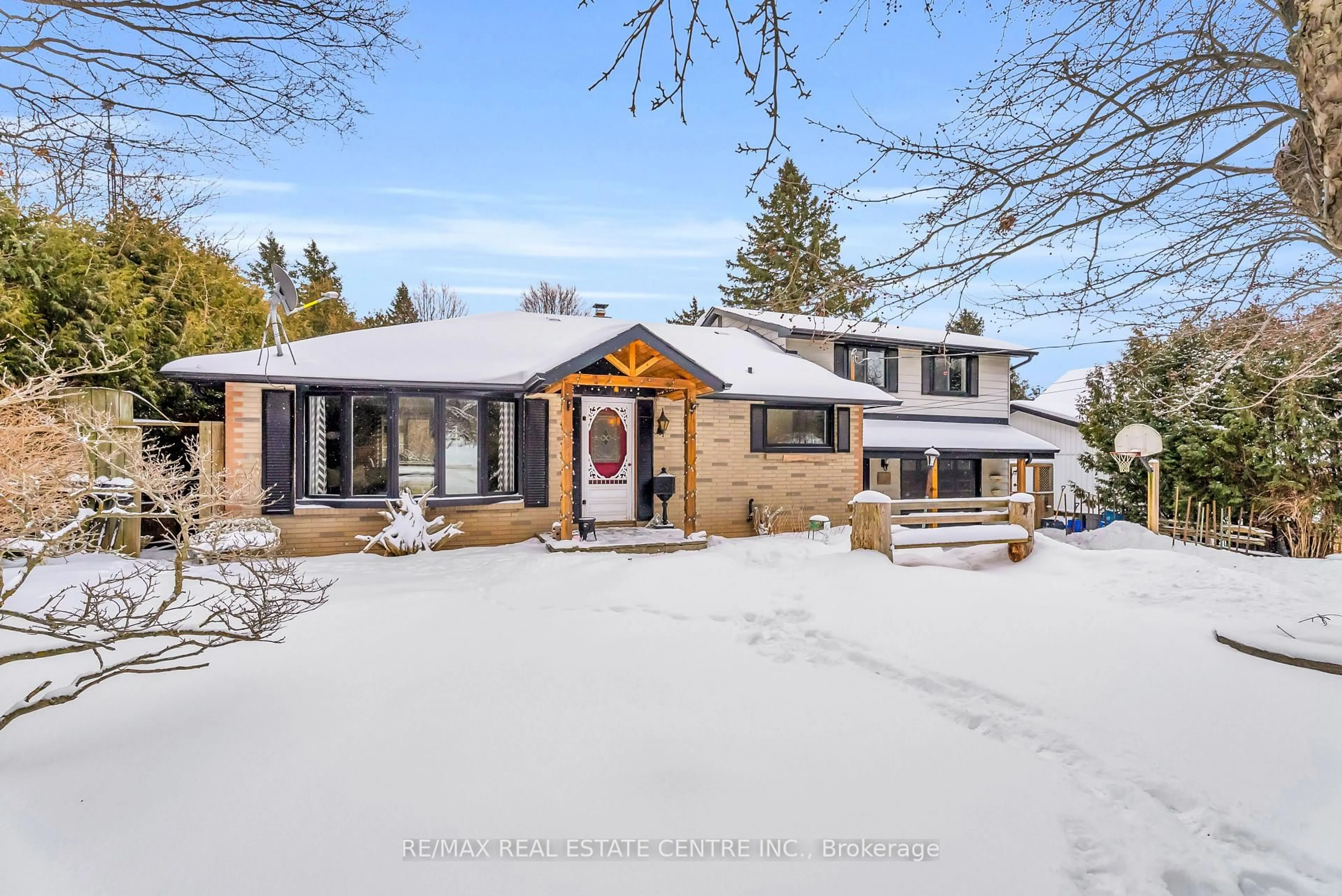 Unknown for 10932 22 Sdrd, Halton Hills Ontario L0P 1H0