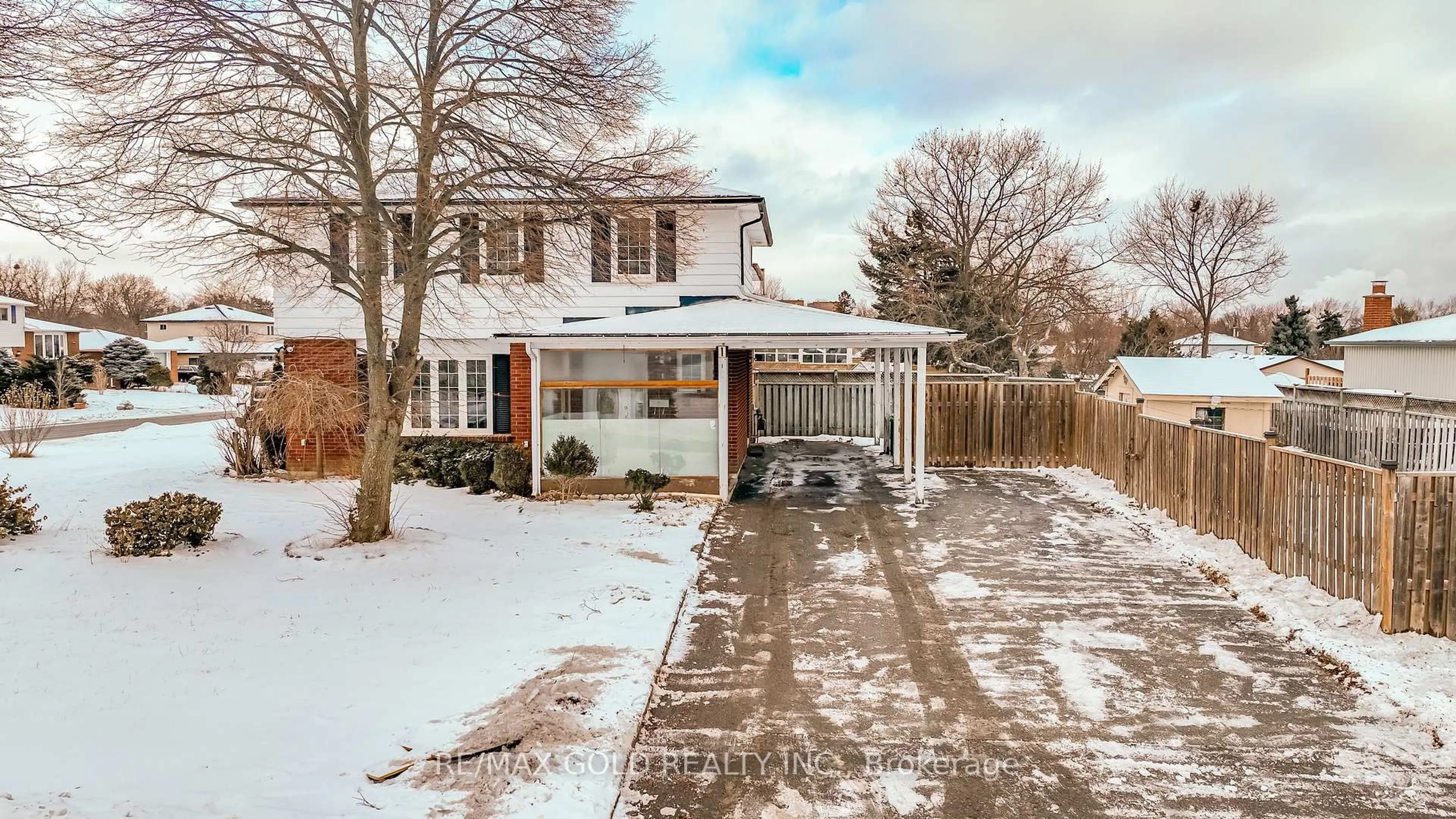 Unknown for 1 Elrose Rd, Brampton Ontario L6T 2C2