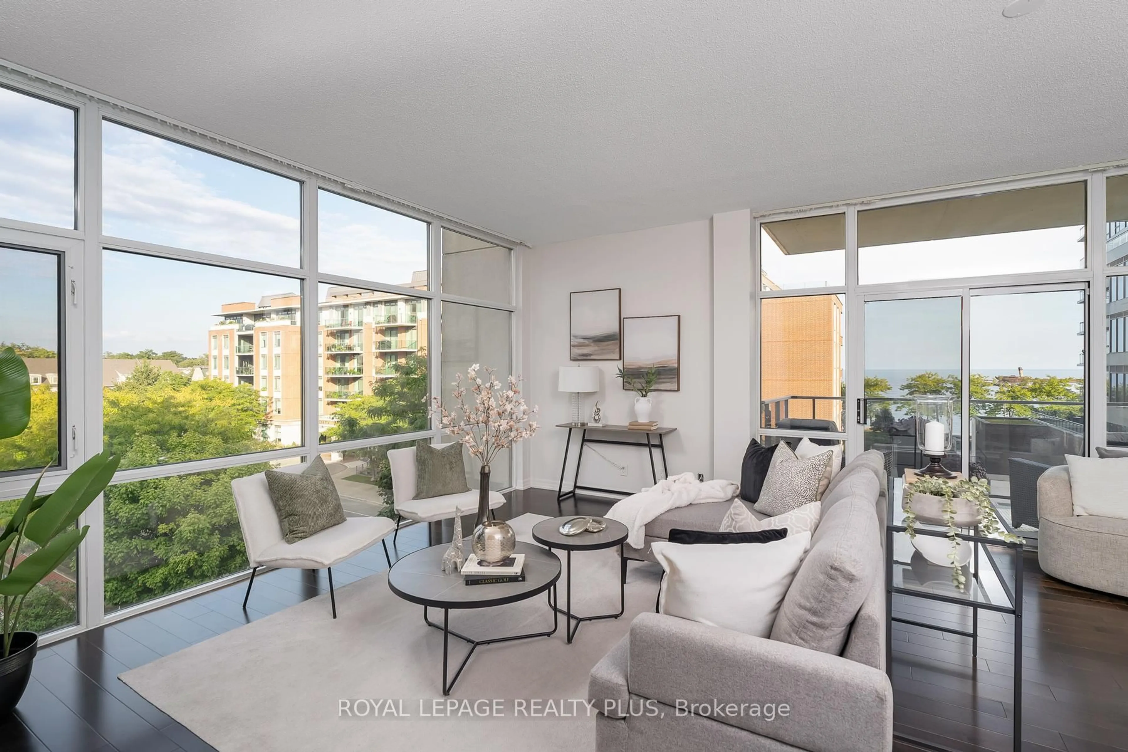 Living room with furniture, unknown for 70 Port St #410, Mississauga Ontario L5G 4V8