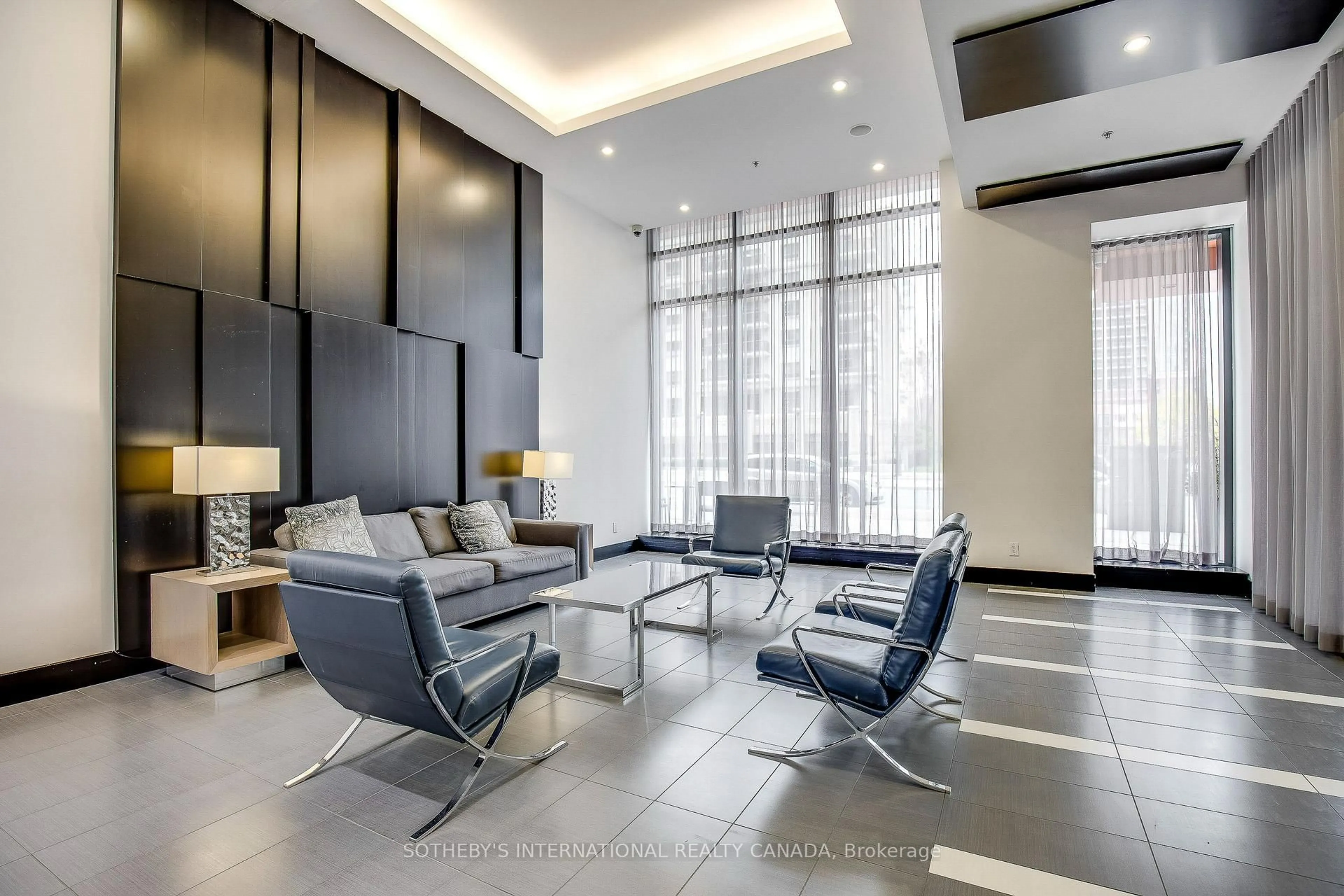 Lobby for 4070 Confederation Pkwy #1202, Mississauga Ontario L5B 0E9