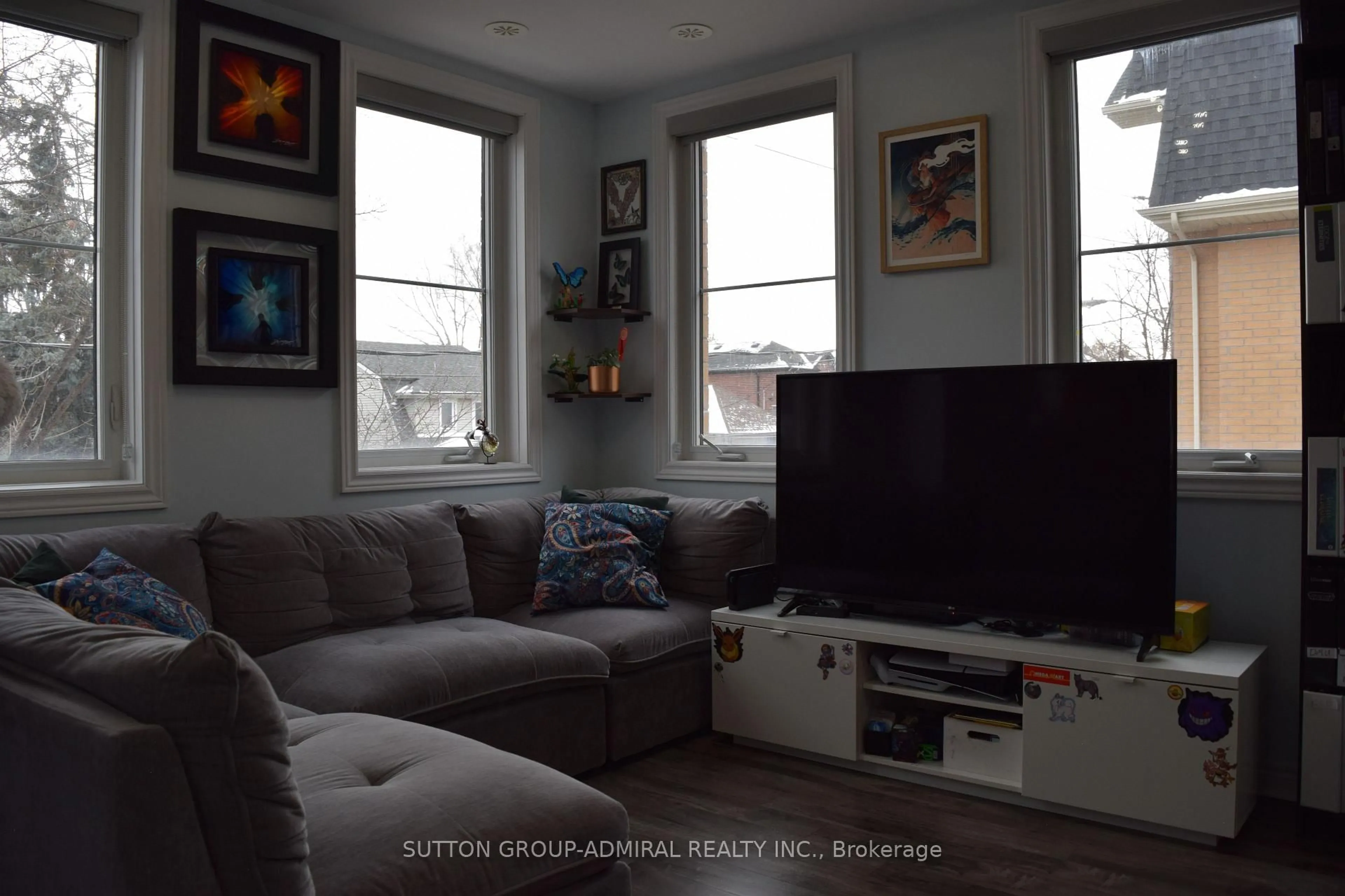 Living room with furniture, unknown for 370 Hopewell Ave #213, Toronto Ontario M6E 2S2