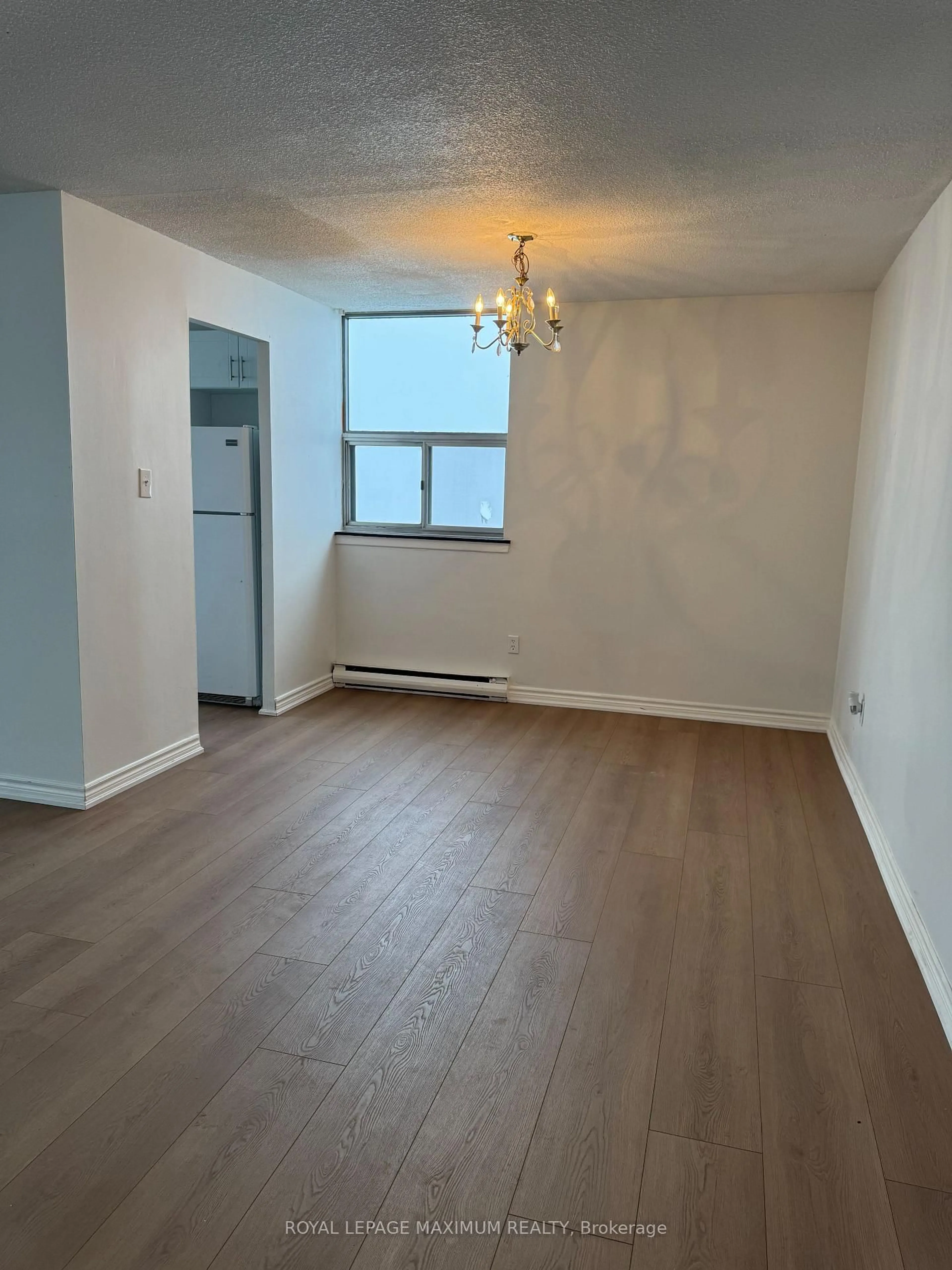 A pic of a room for 15 Kensington Rd #1912, Brampton Ontario L6T 3W2