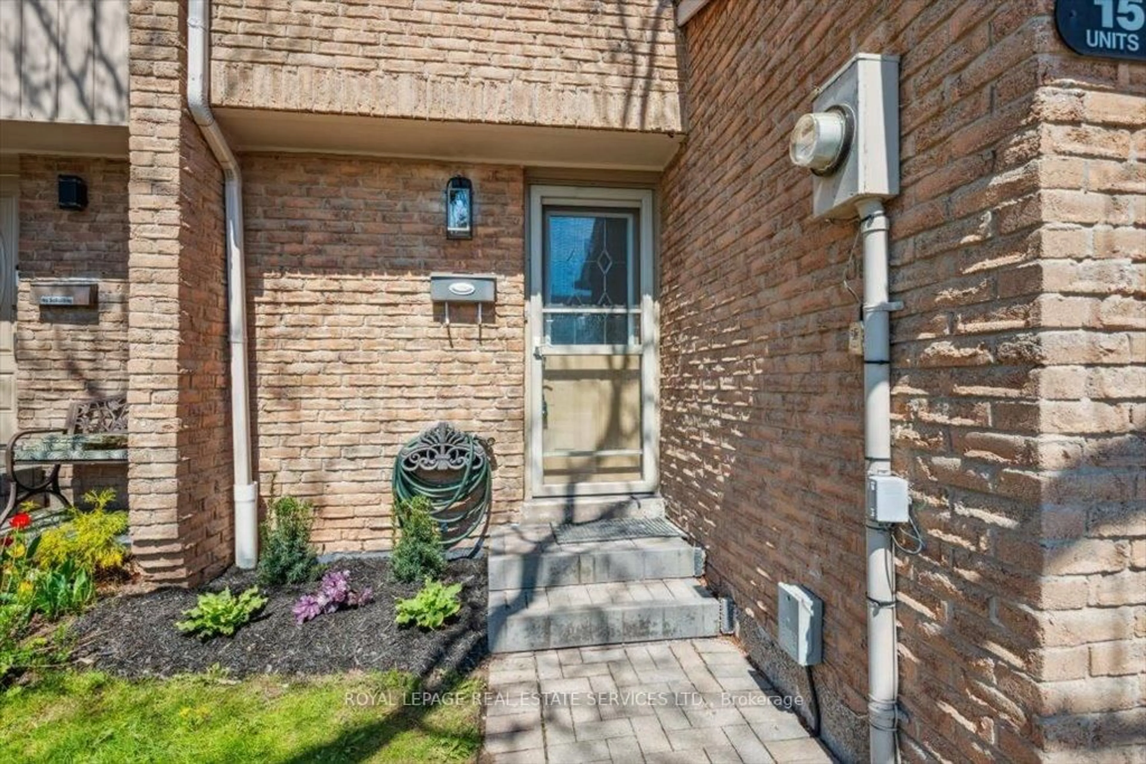 Unknown for 1520 Lancaster Dr #137, Oakville Ontario L6H 2Z2