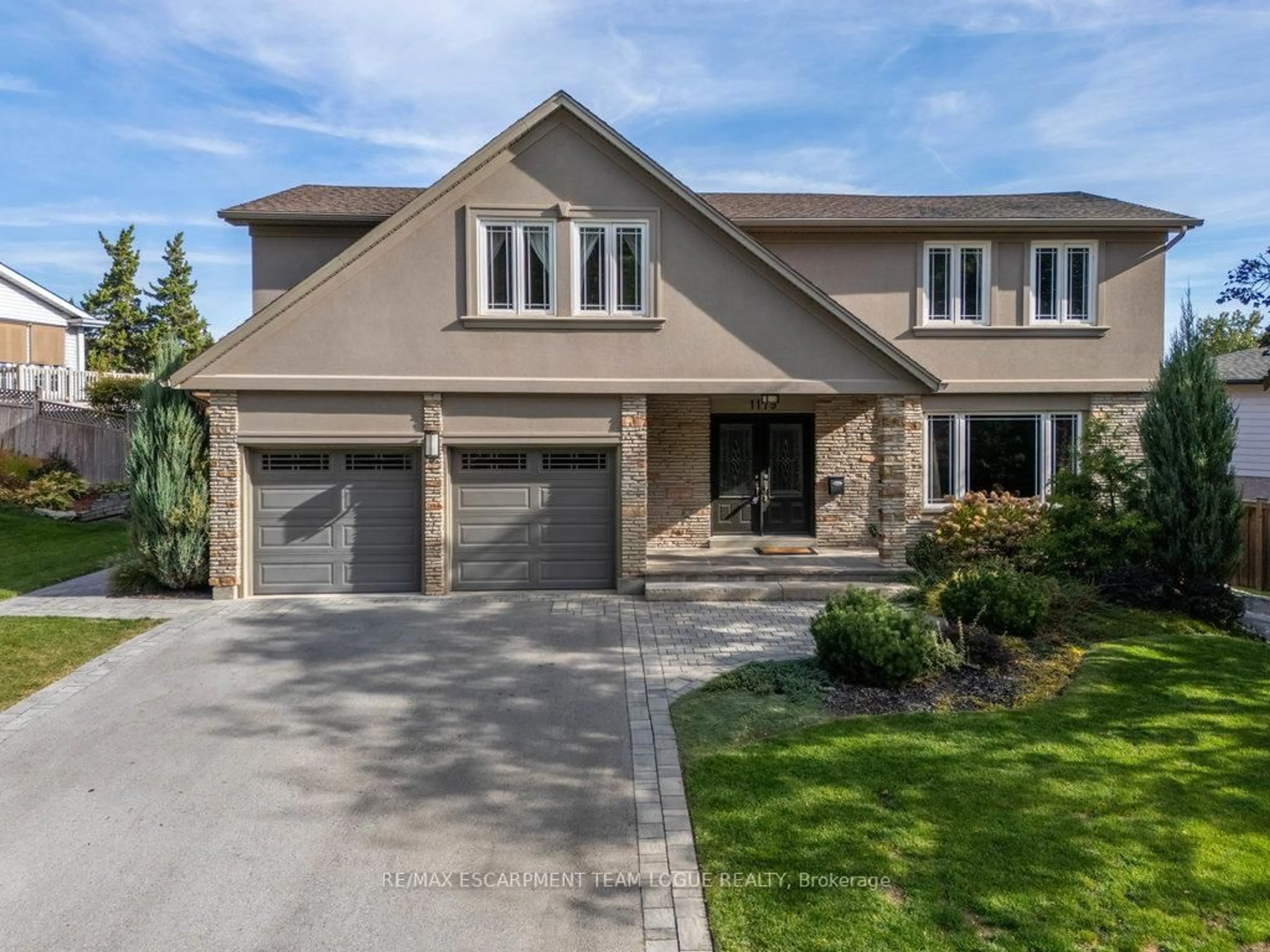 Home with brick exterior material, street for 1179 Havendale Blvd, Burlington Ontario L7P 3R6