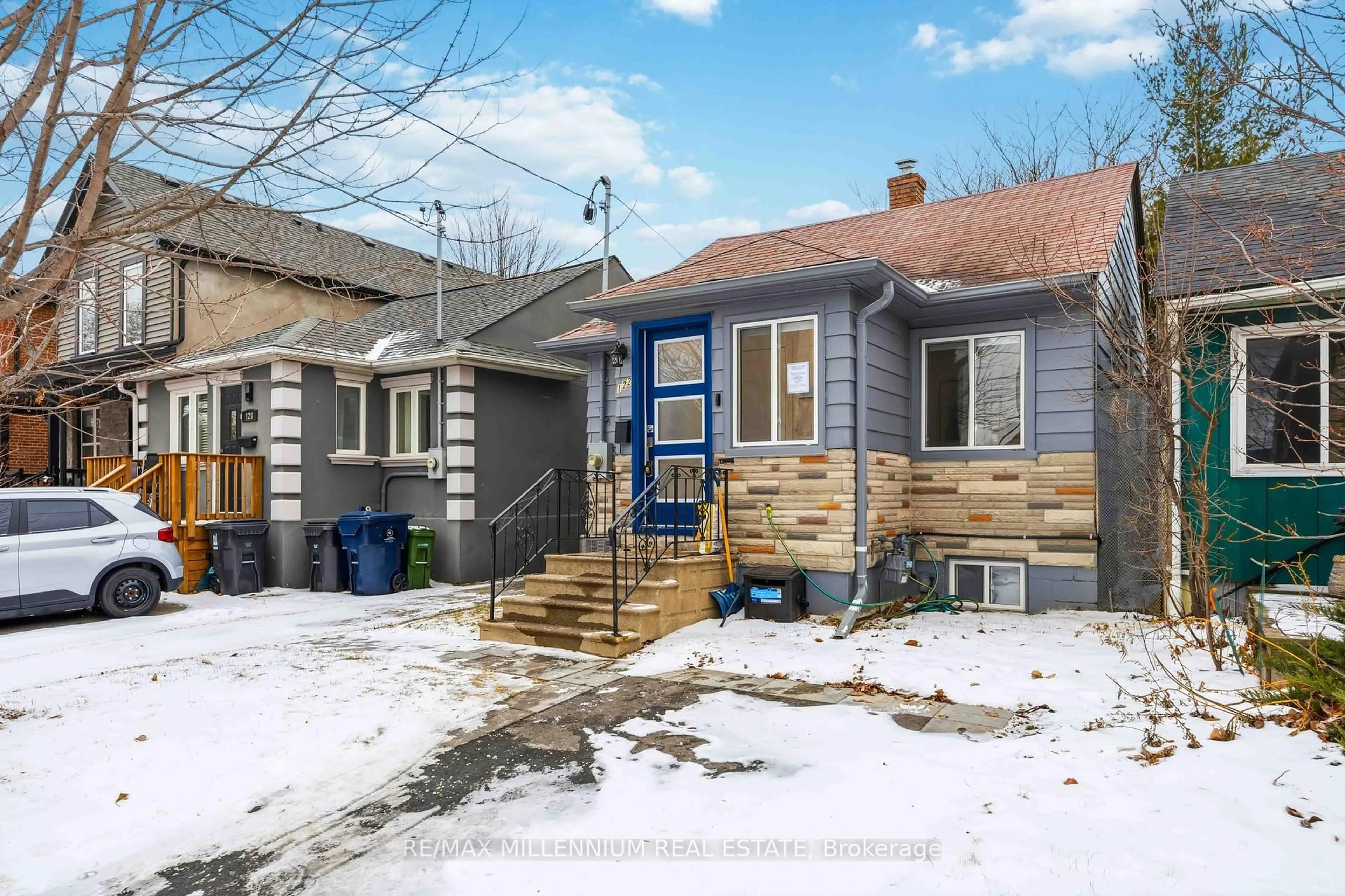 Unknown for 122 Twenty Second St, Toronto Ontario M8V 3M4