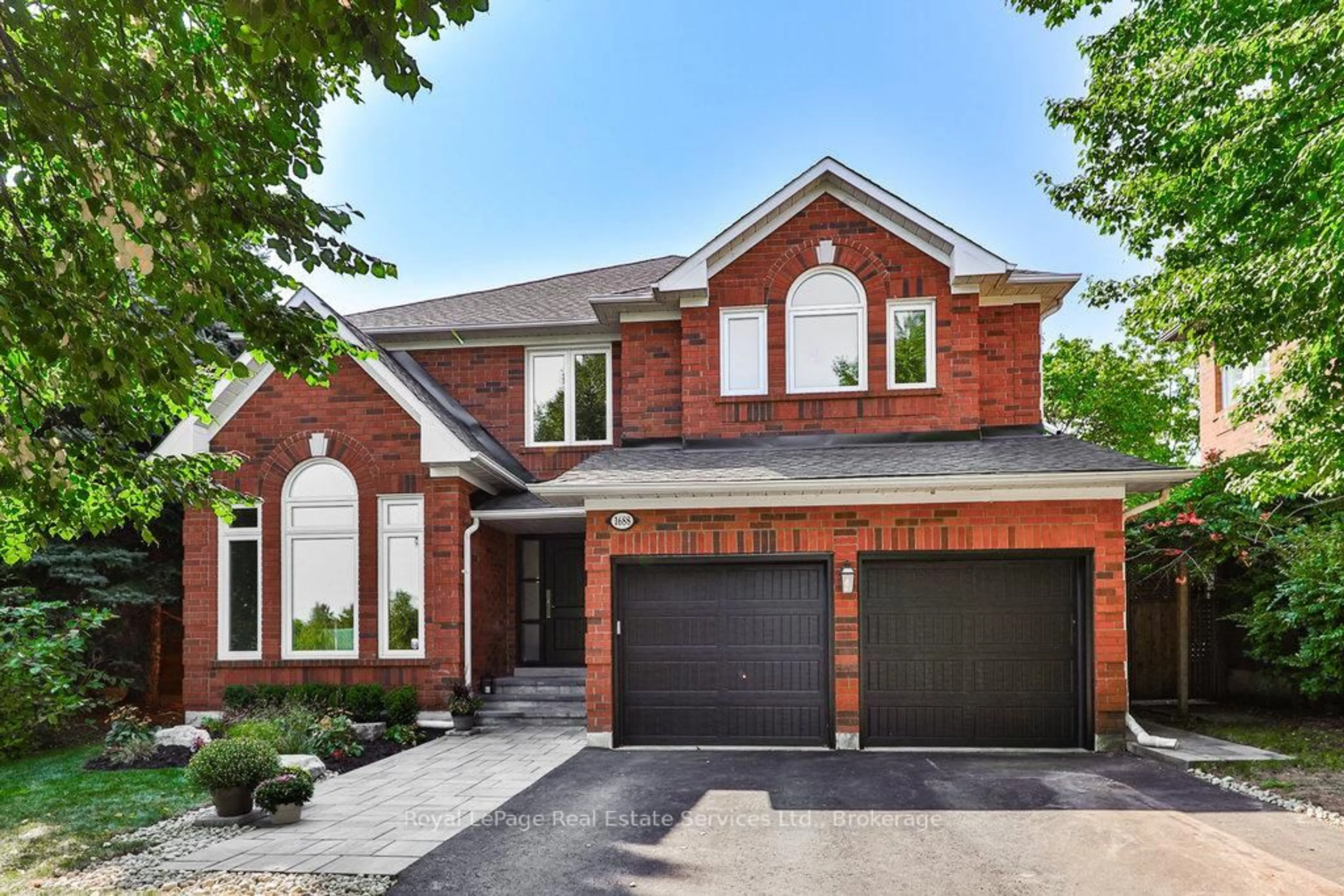 Home with brick exterior material, street for 1688 Glenvista Dr, Oakville Ontario L6H 6K6