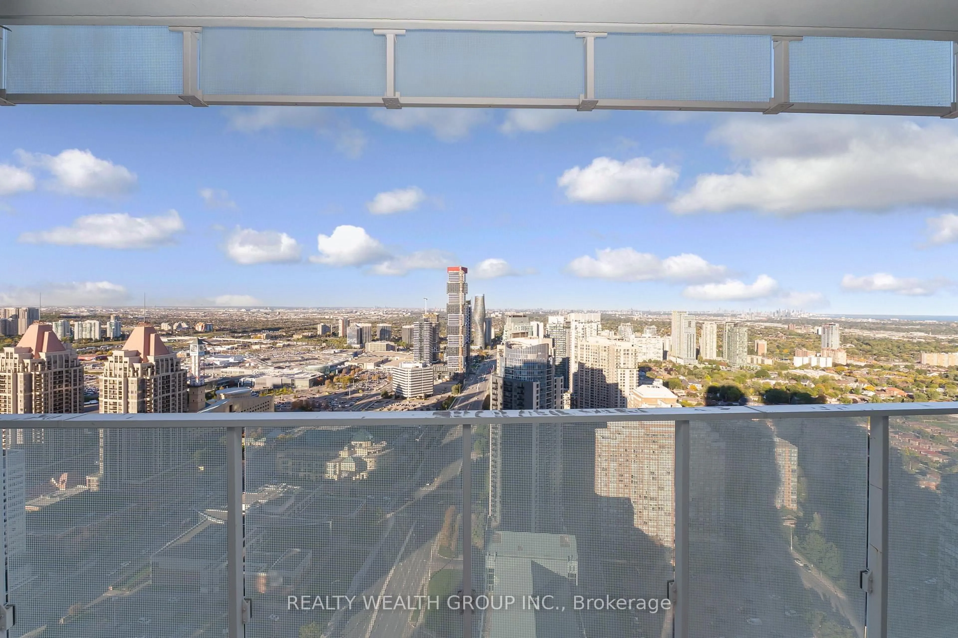 Unknown for 3900 Confederation Pkwy #3911, Mississauga Ontario L5B 0M3