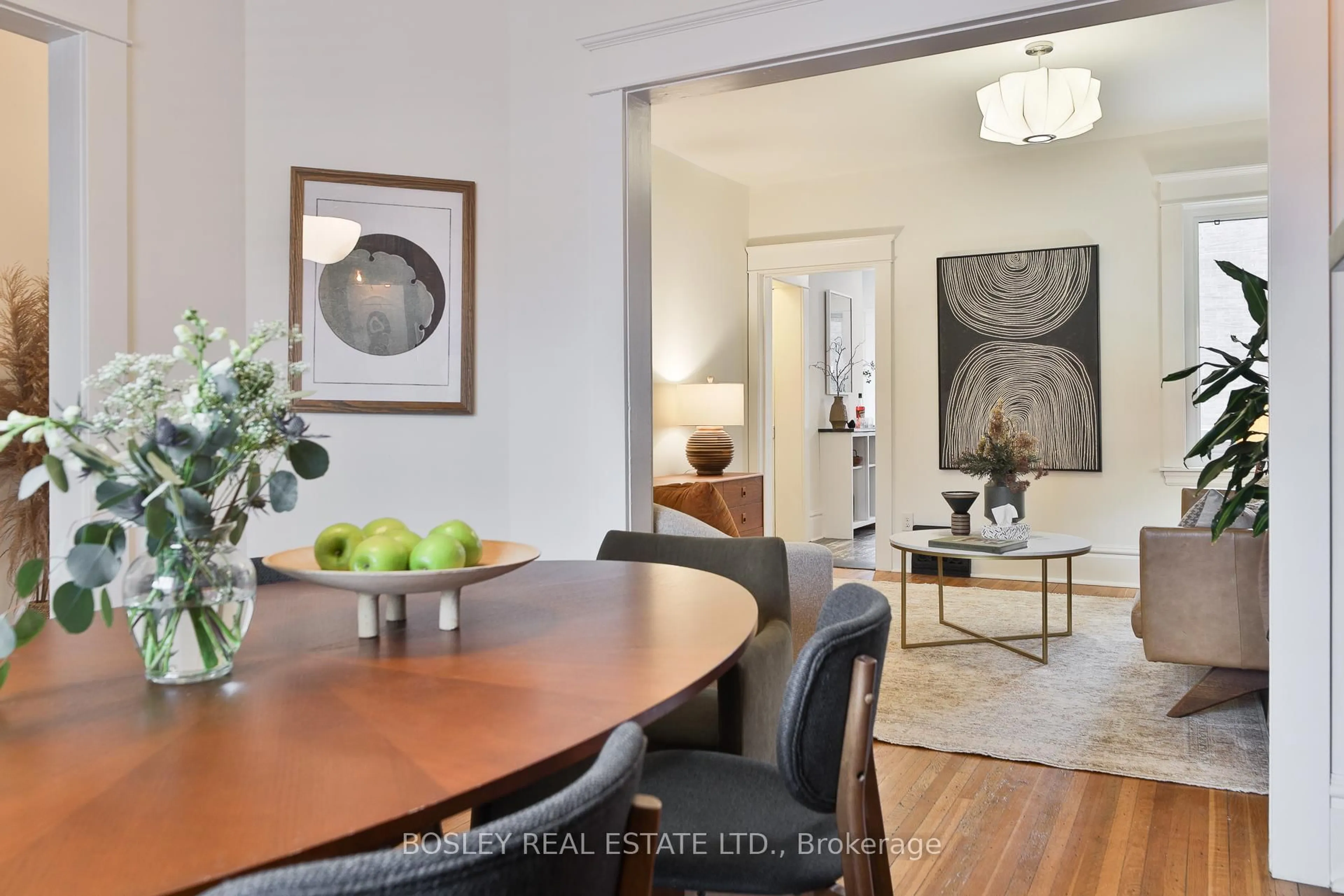 Dining room, wood/laminate floor for 6 Westminster Ave, Toronto Ontario M6R 1N4