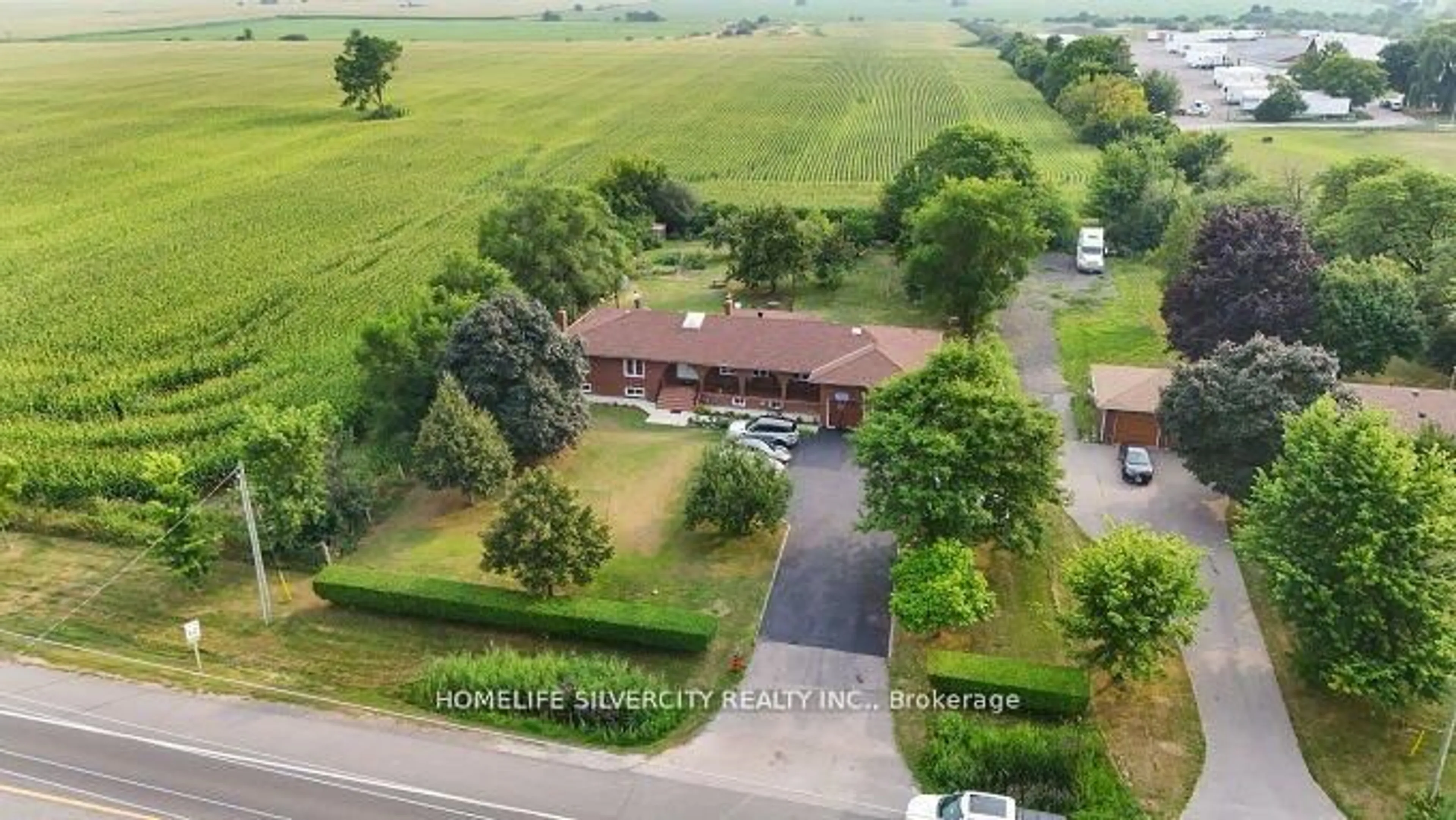 A pic from outside/outdoor area/front of a property/back of a property/a pic from drone, unknown for 8484 Winston Churchill Blvd, Halton Hills Ontario L0P 1K0