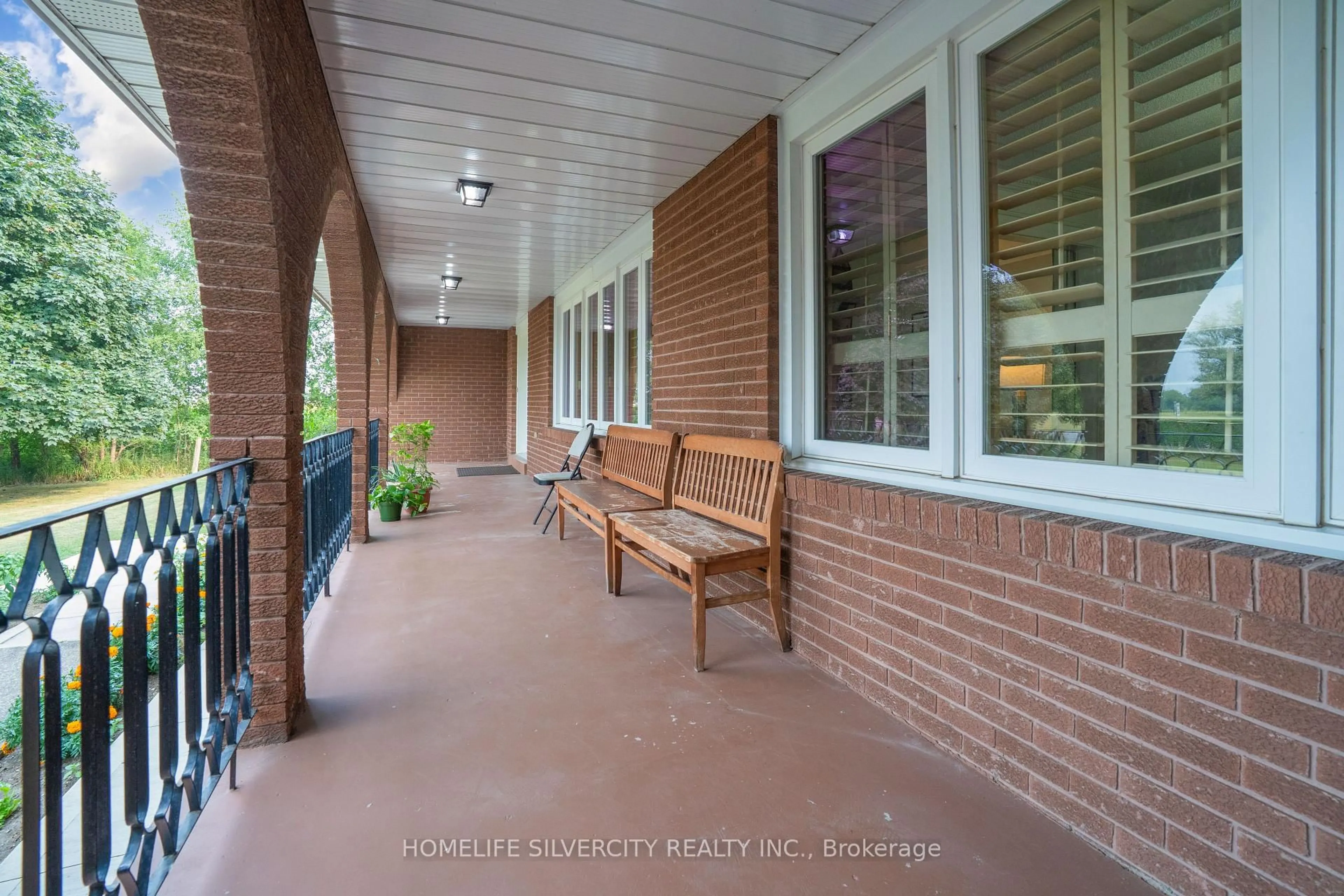 Patio, street for 8484 Winston Churchill Blvd, Halton Hills Ontario L0P 1K0