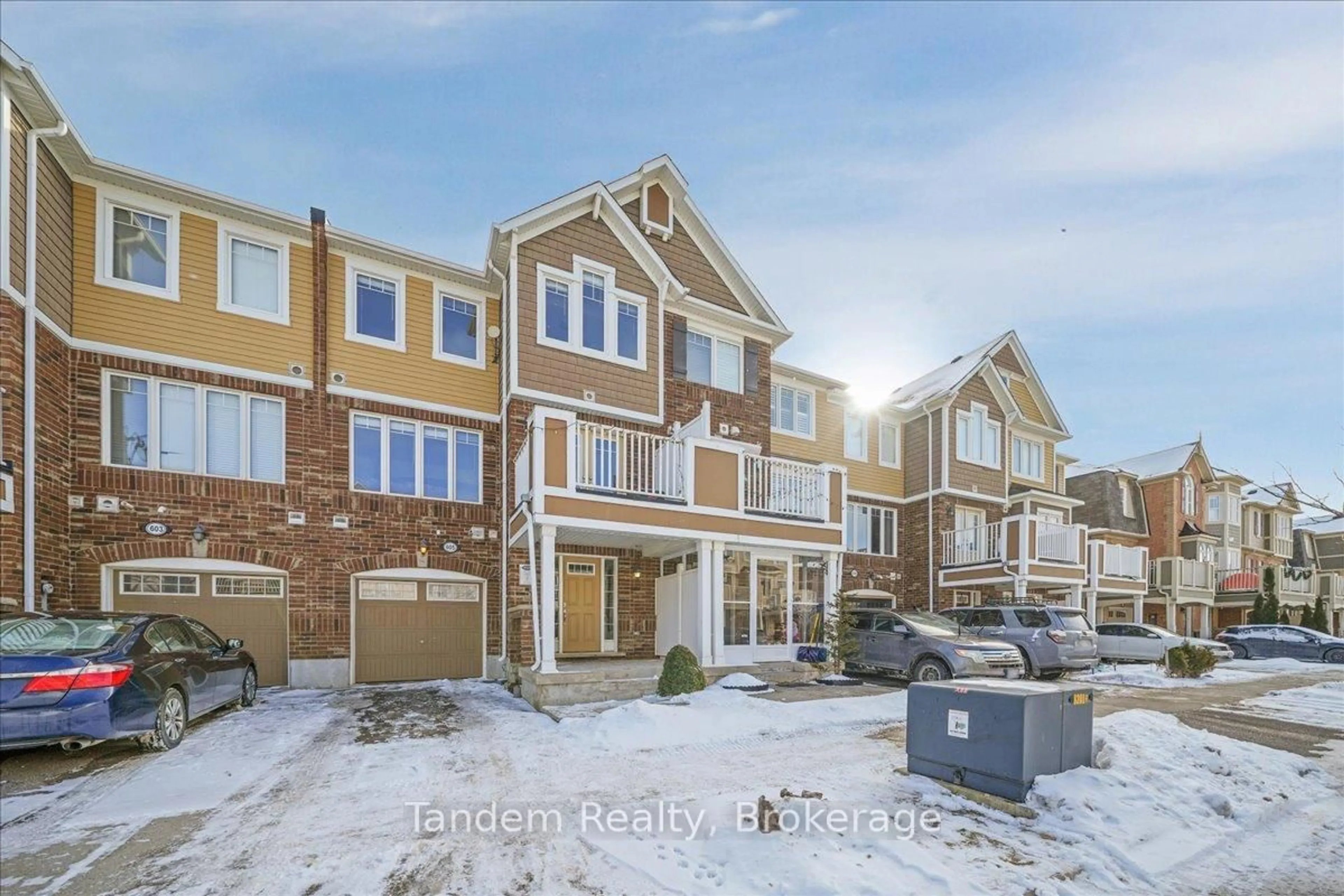 A pic from outside/outdoor area/front of a property/back of a property/a pic from drone, unknown for 605 Attenborough Terr, Milton Ontario L9T 8R2