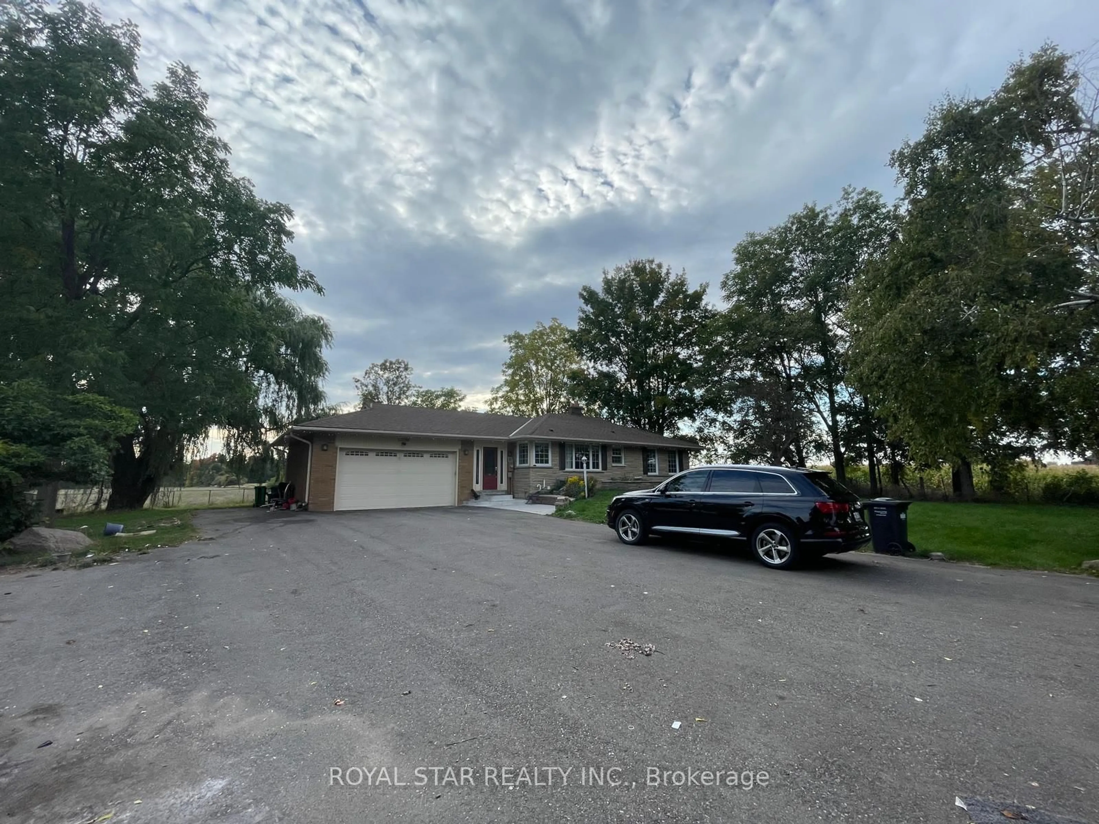 A pic from outside/outdoor area/front of a property/back of a property/a pic from drone, street for 12788 McLaughlin Rd, Caledon Ontario L7C 2A1