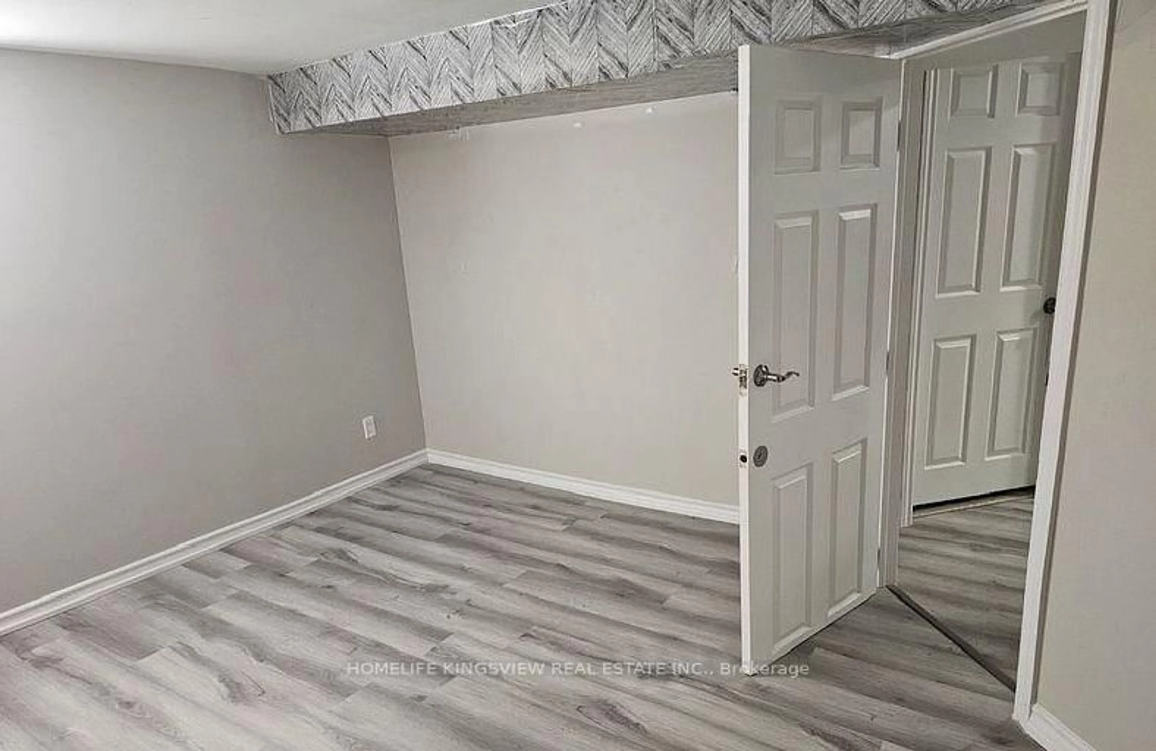 A pic of a room for 14 Kirby Rd, Toronto Ontario M3L 1B6