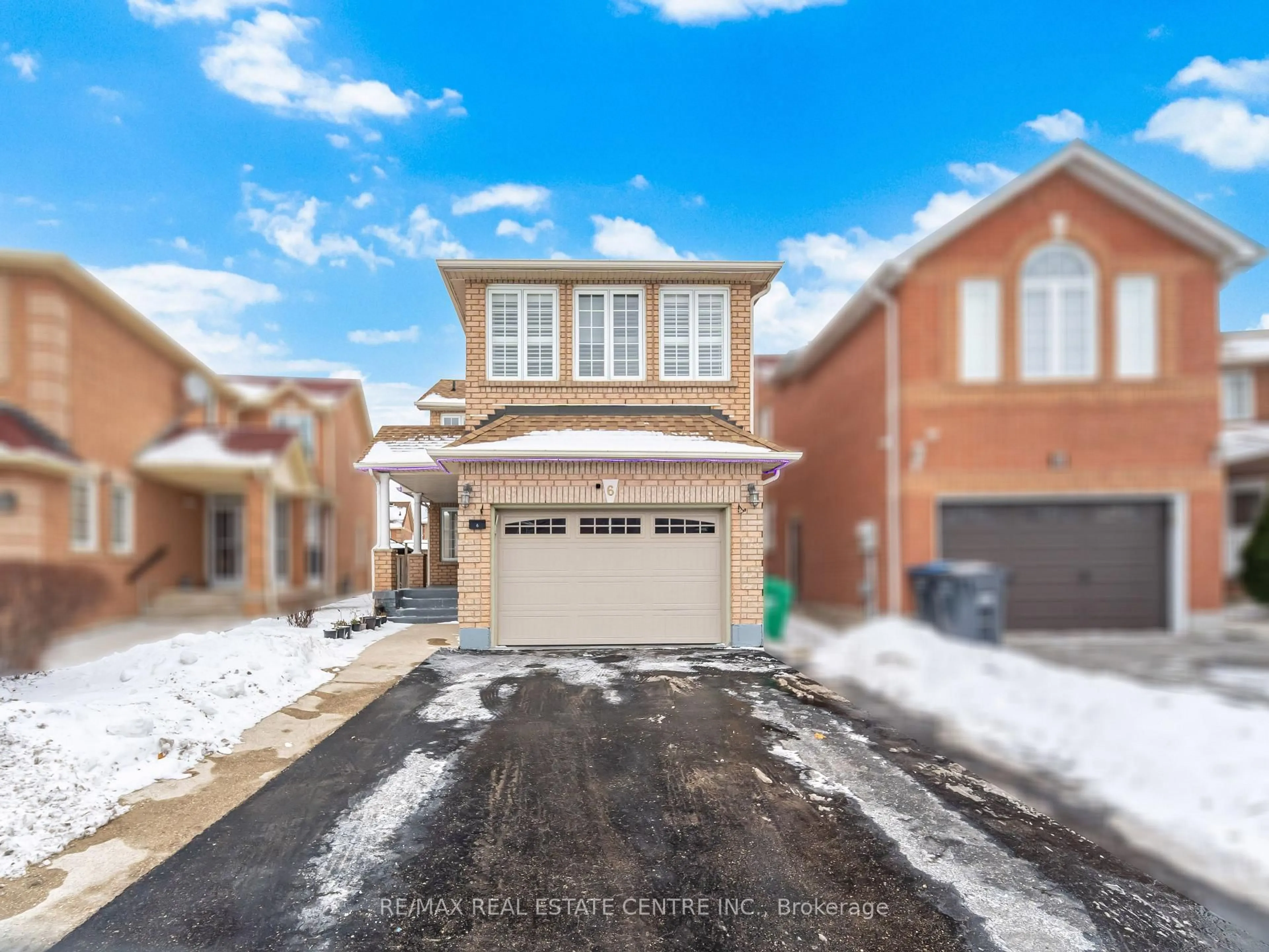 Unknown for 6 Mannel Cres, Brampton Ontario L6Y 5E1