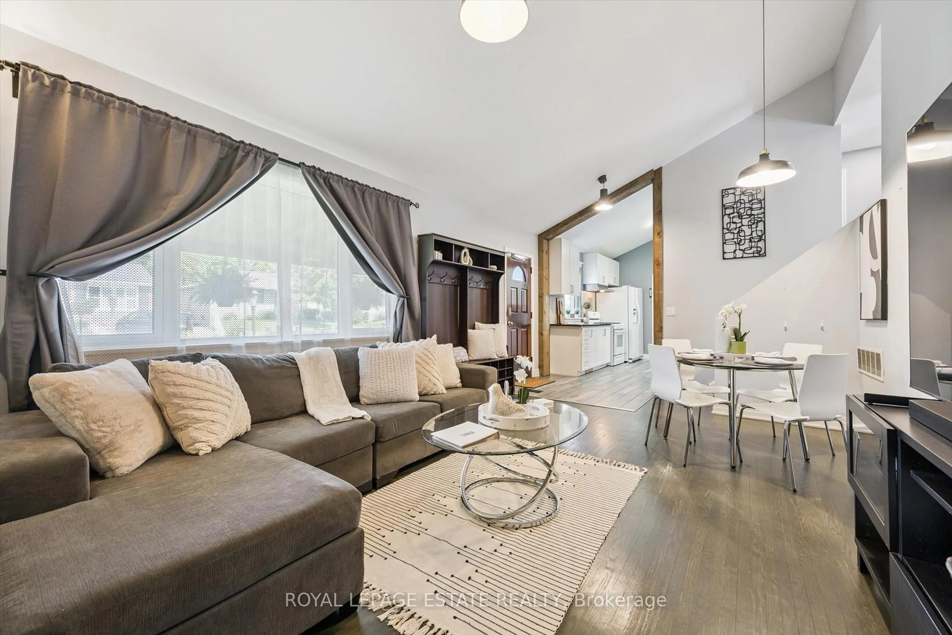 Living room with furniture, unknown for 57 Nanwood Dr, Brampton Ontario L6W 1M1